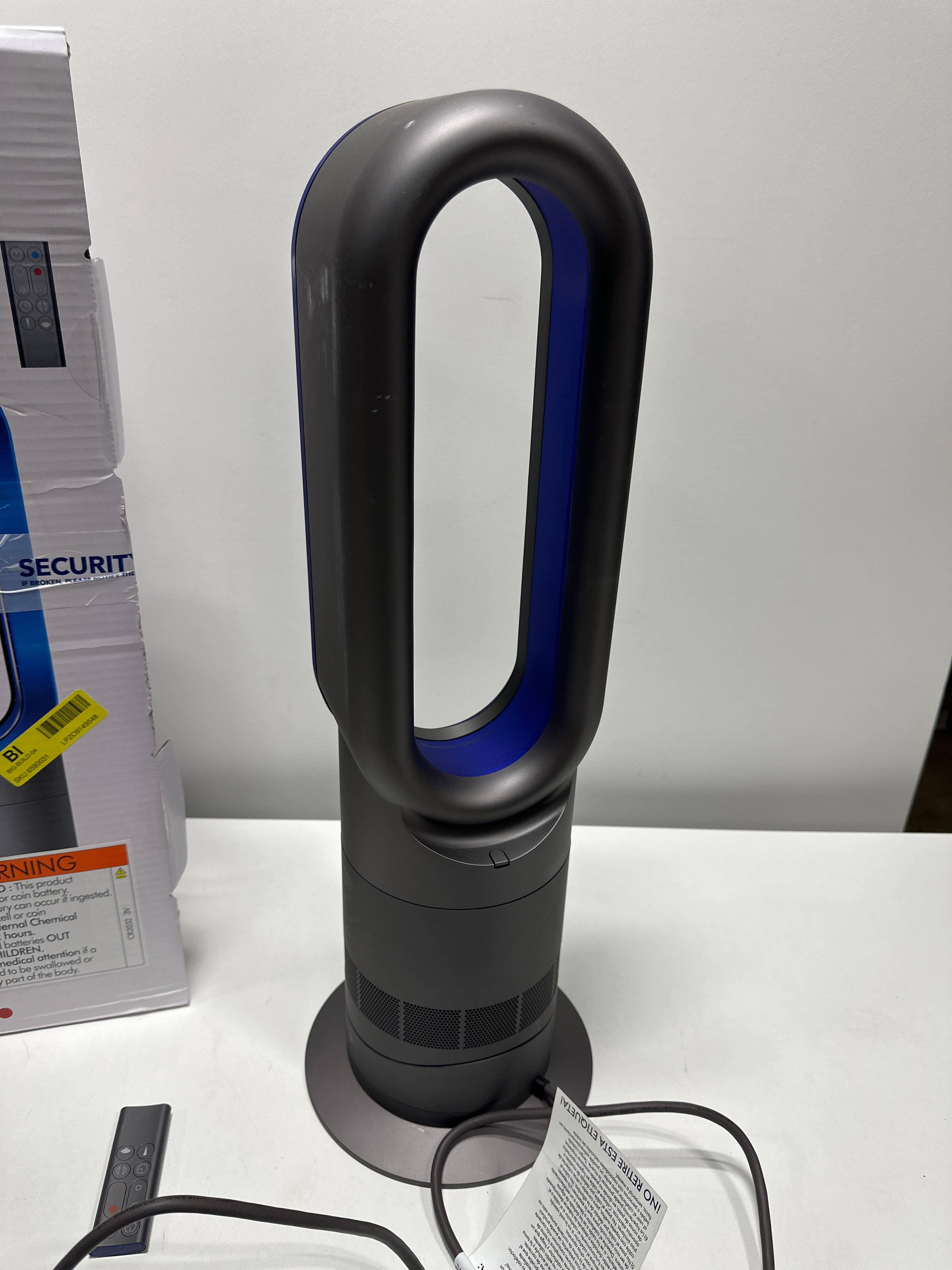 Used Dyson - Hot+Cool AM09 Tower, Heater and Fan - Iron/blue