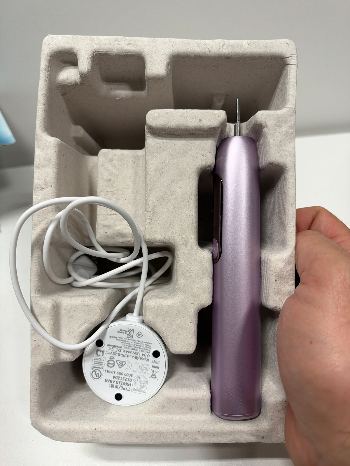 See Desc Philips Sonicare Brilliant Clean Rechargeable Electric Toothbrush