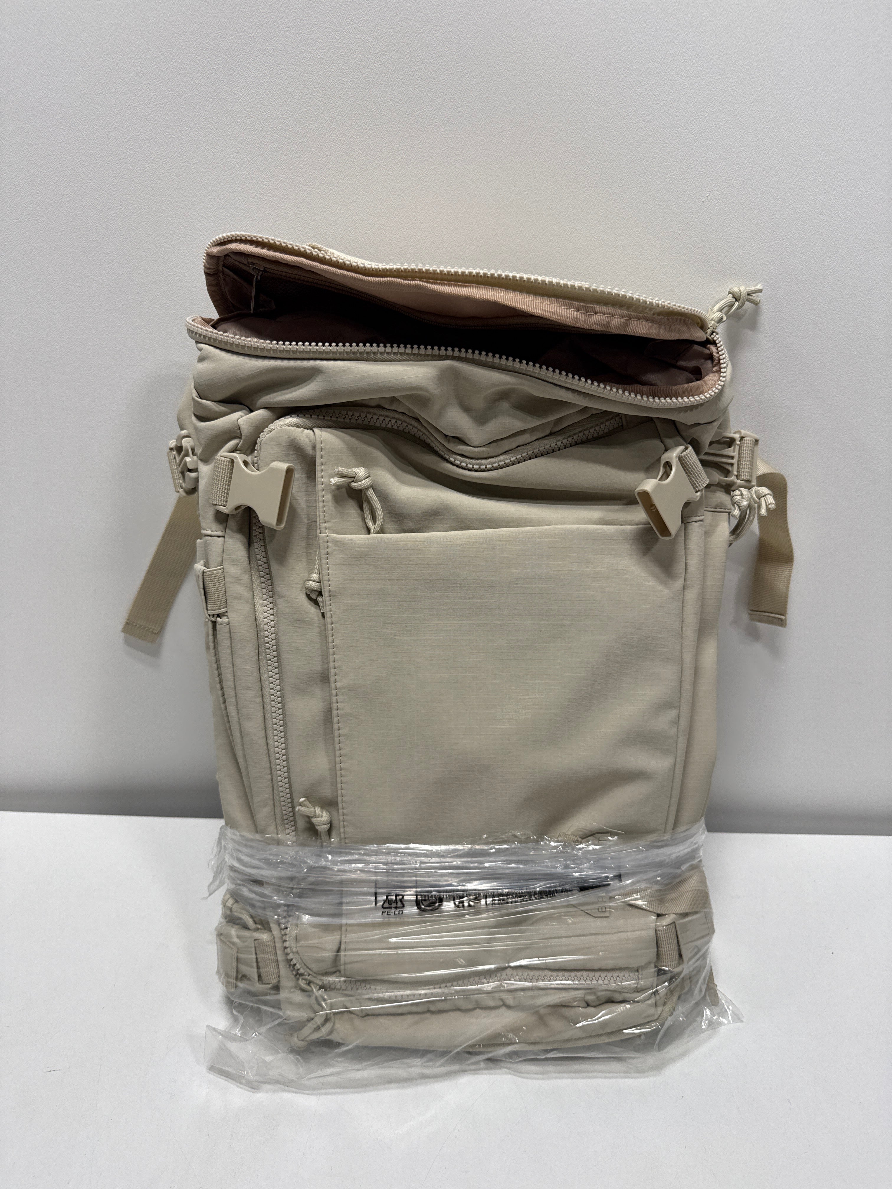 Bagsmart 38L Blast Backpack with 4-piece Compression Packing Cubes