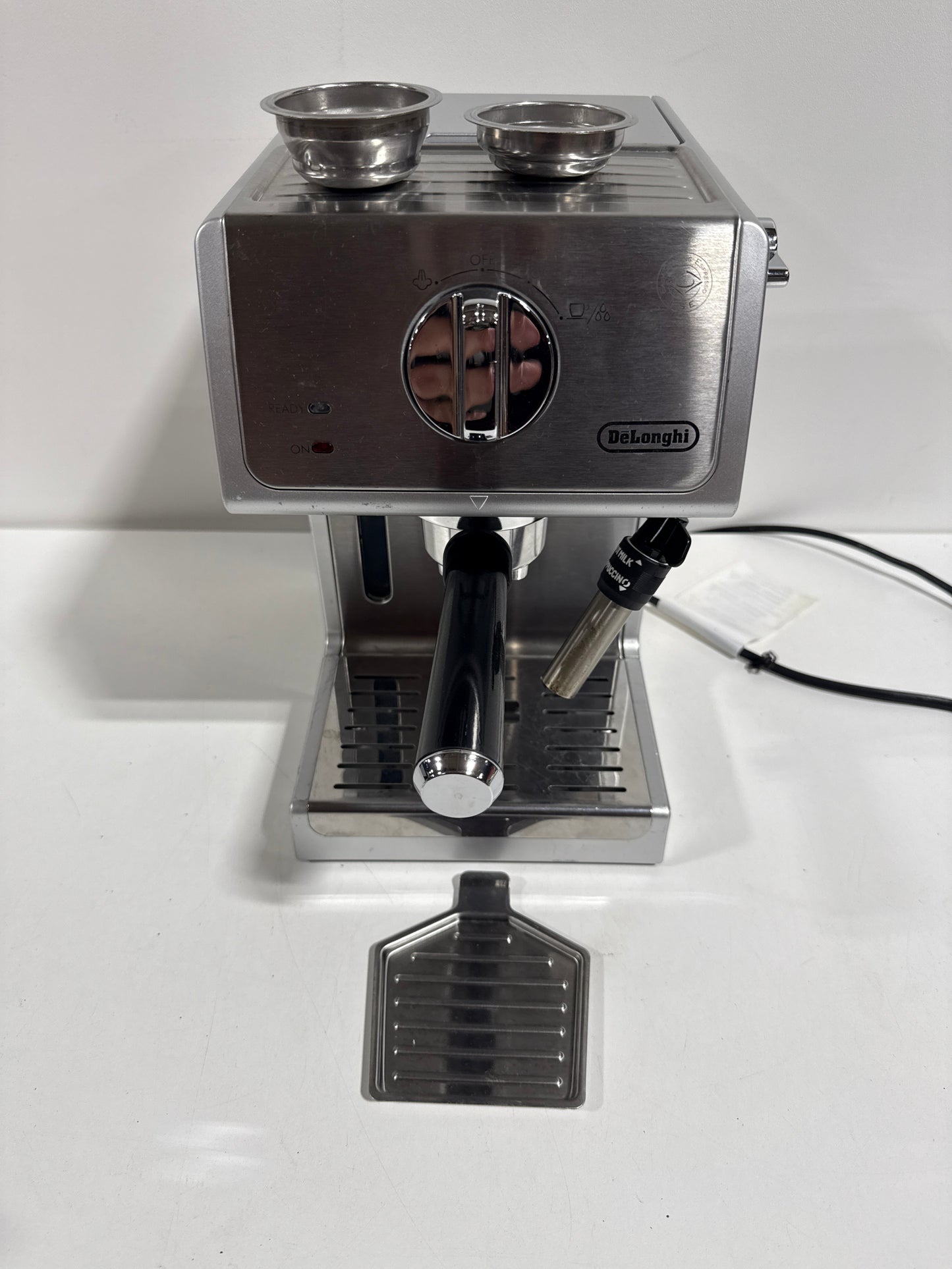 Used De'Longhi 15 Bar Pump Espresso Machine - ECP3630