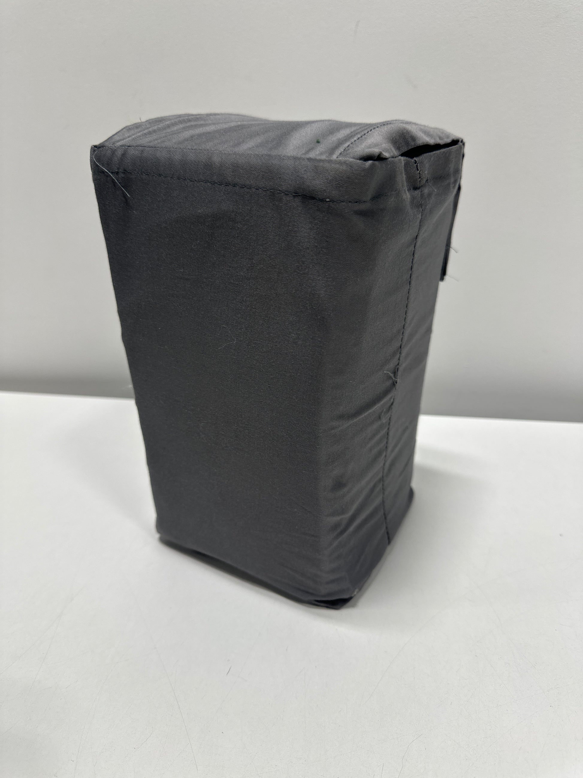 King 400 Thread Count Performance Fitted Sheet Dark Gray - Threshold™: Cotton Sateen Machine Washable Fits 18’’