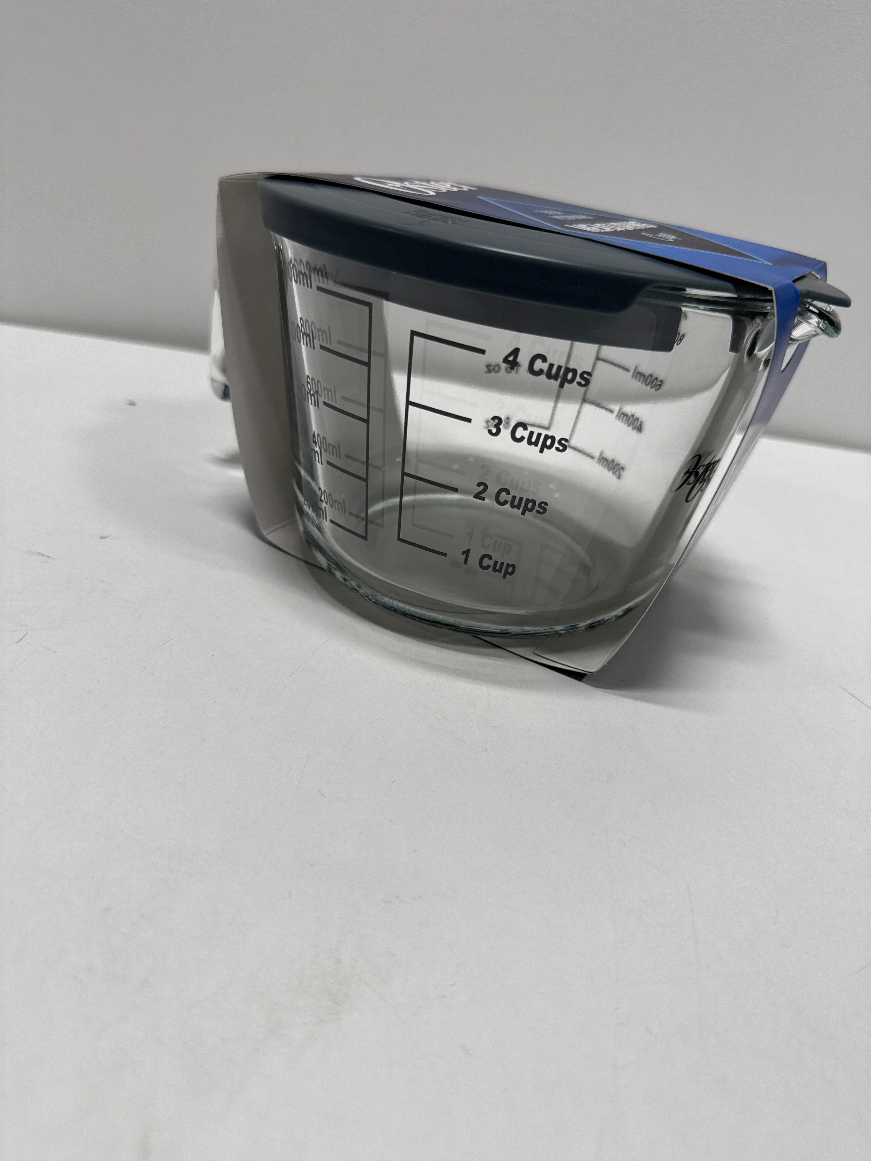 Oster Coolidge 4 Cup Clear Glass Measuring Cup with Snap on Lid