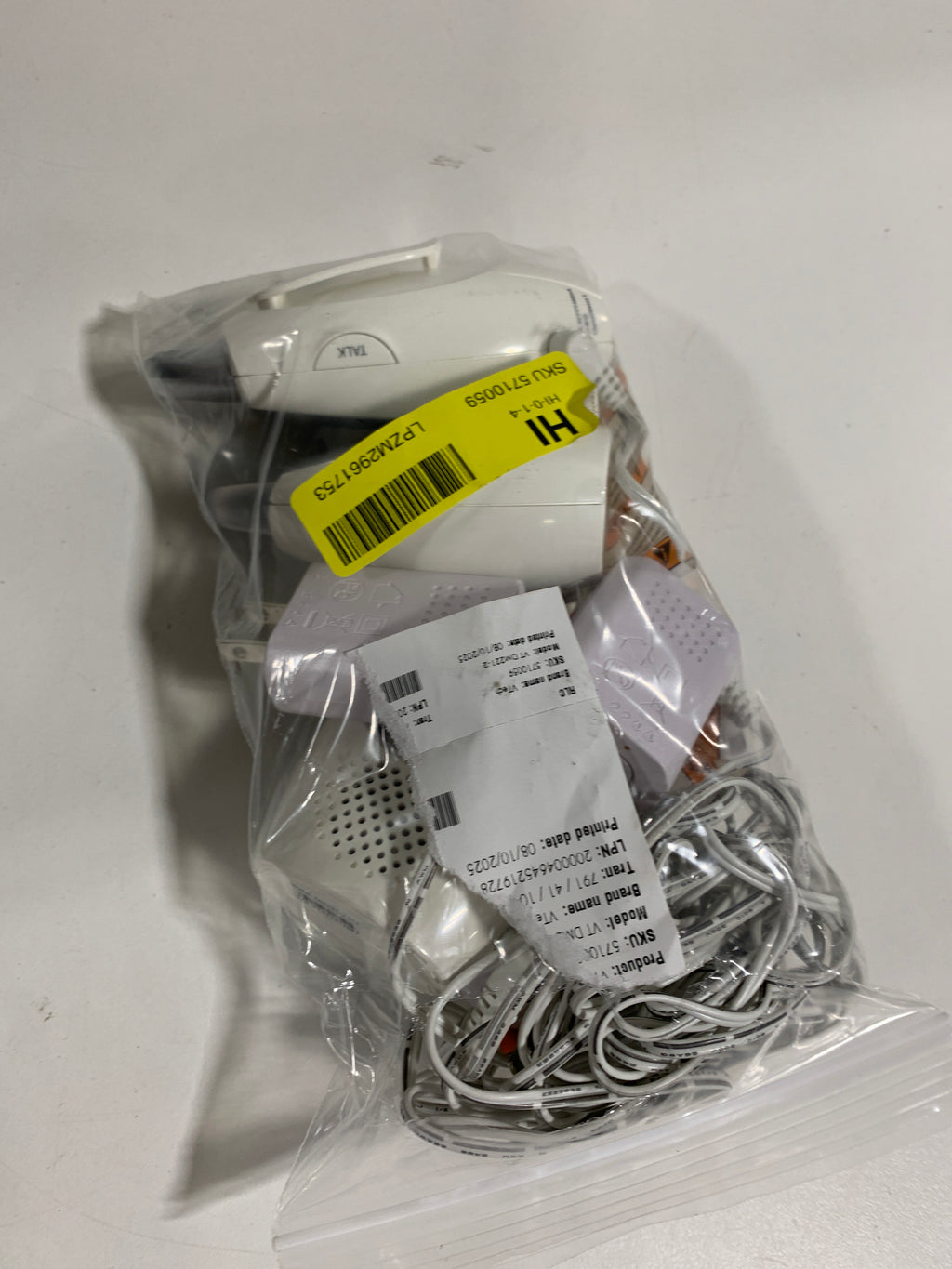 Used VTech Safe & Sound Digital Audio Monitor with Two Parent Units - *Baby & Toddler