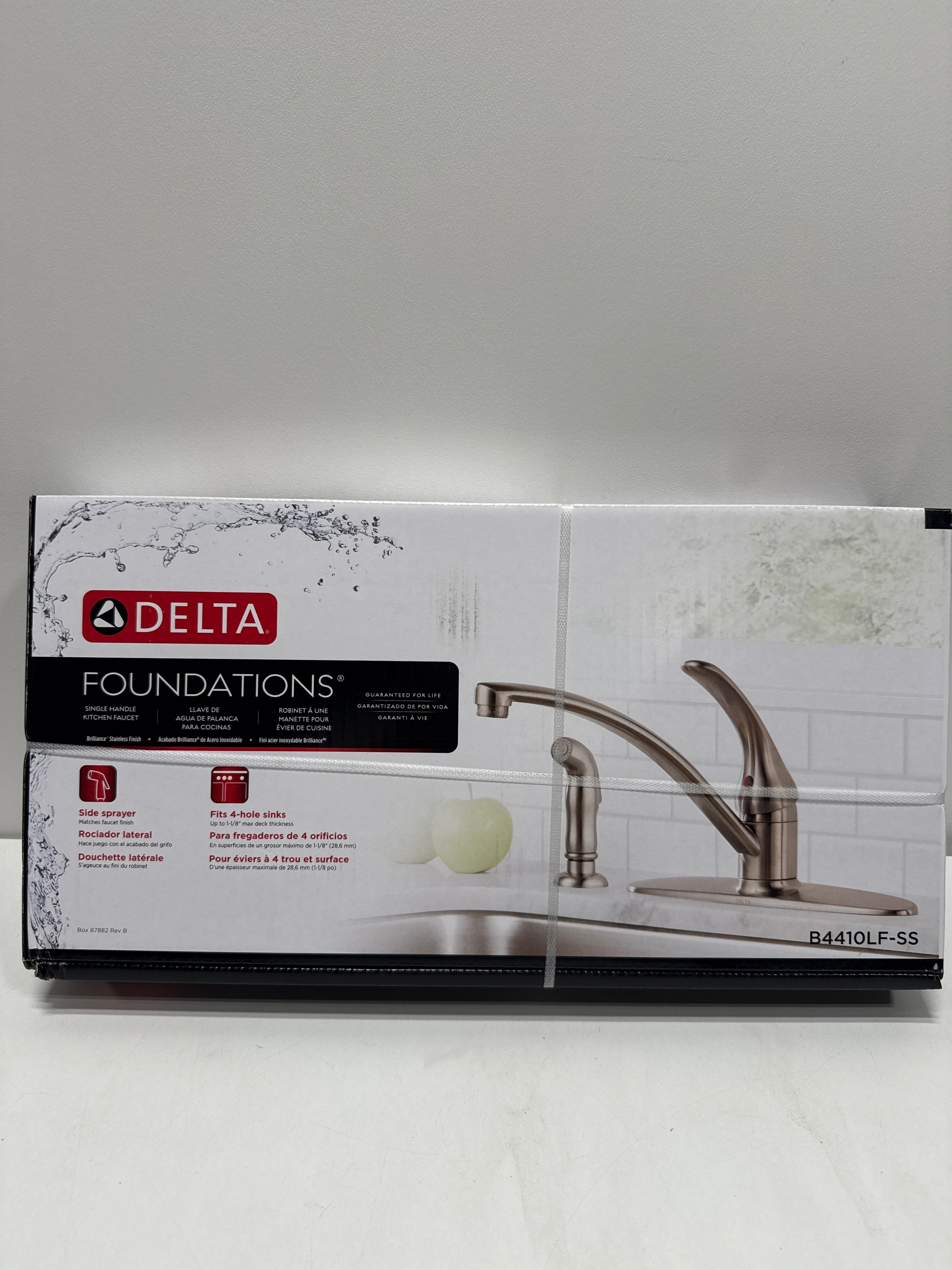 Delta Faucets B4410LF-SS 1-Handle Kitchen Faucet W/ Spray (Stainless Steel)