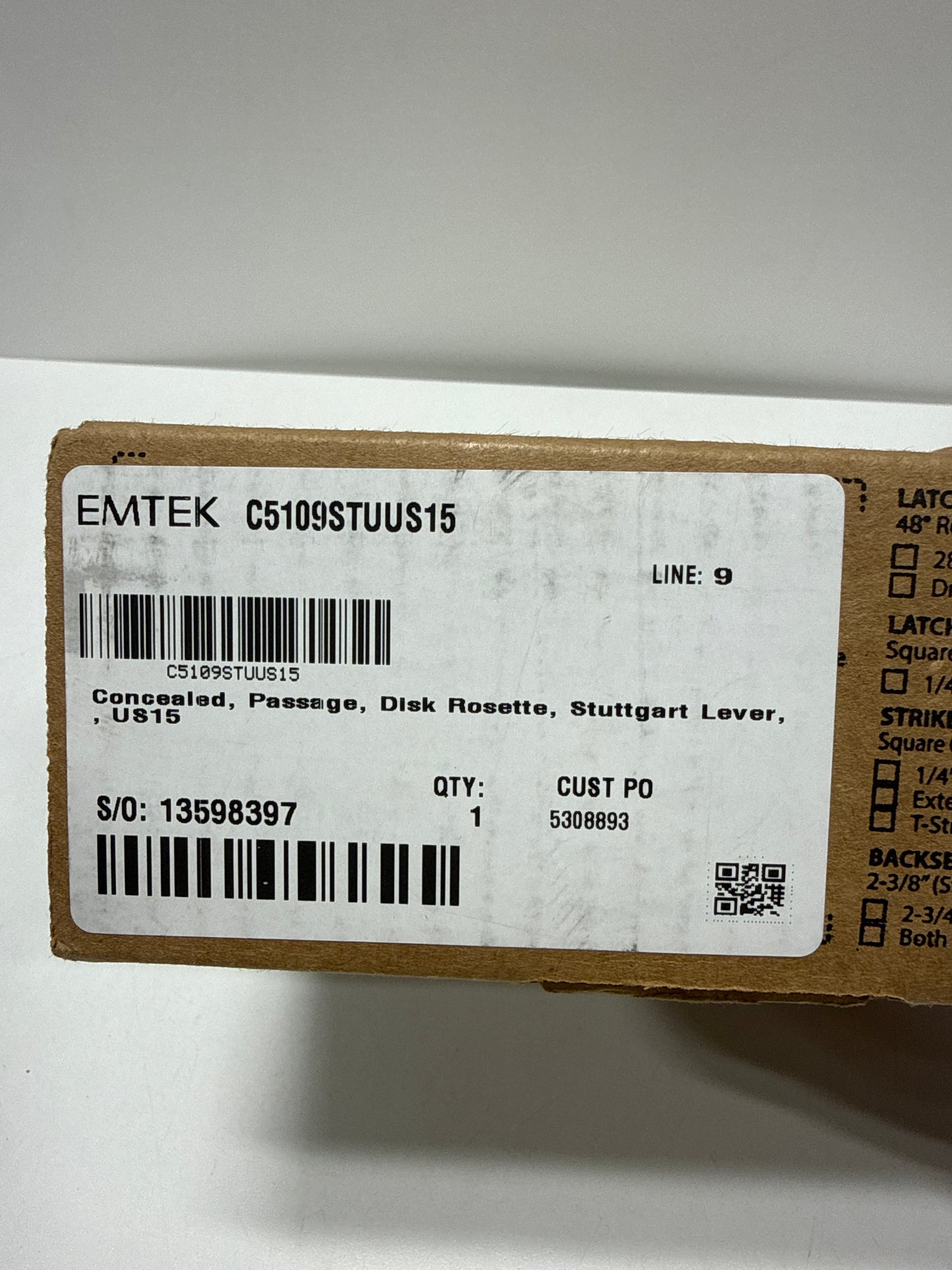 EMTEK Concealed Fastener Disk Rosette Passage Set with Matching Finish Stuttgart Lever C5109STUUS15 - Satin Nickel (US15)