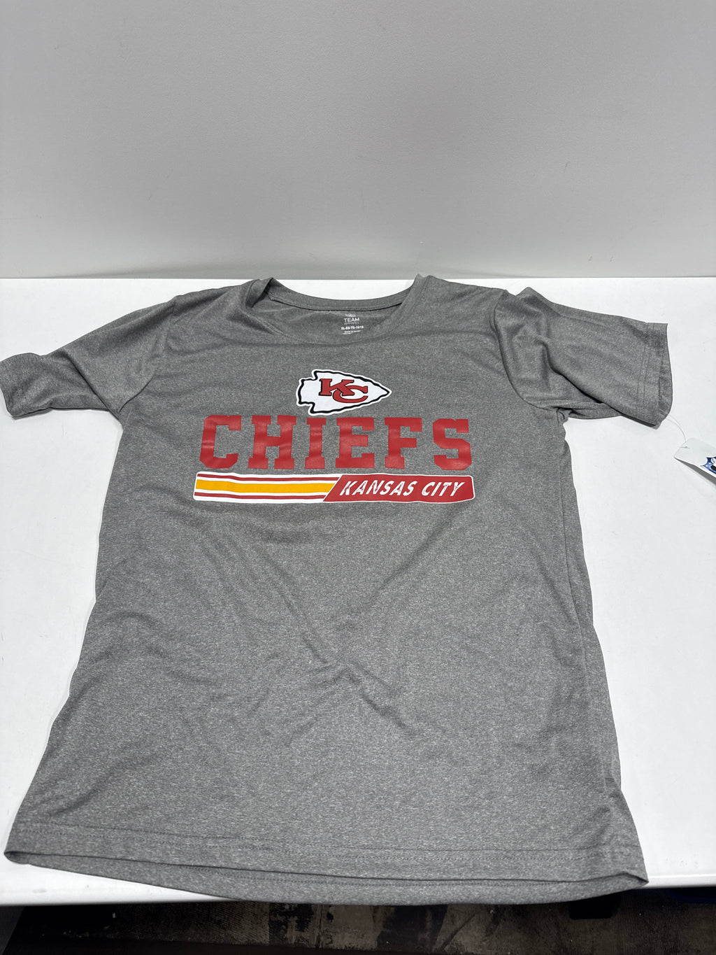 NFL Kansas City Chiefs Boys' Gray Heather Short Sleeve Poly T-Shirt - XL