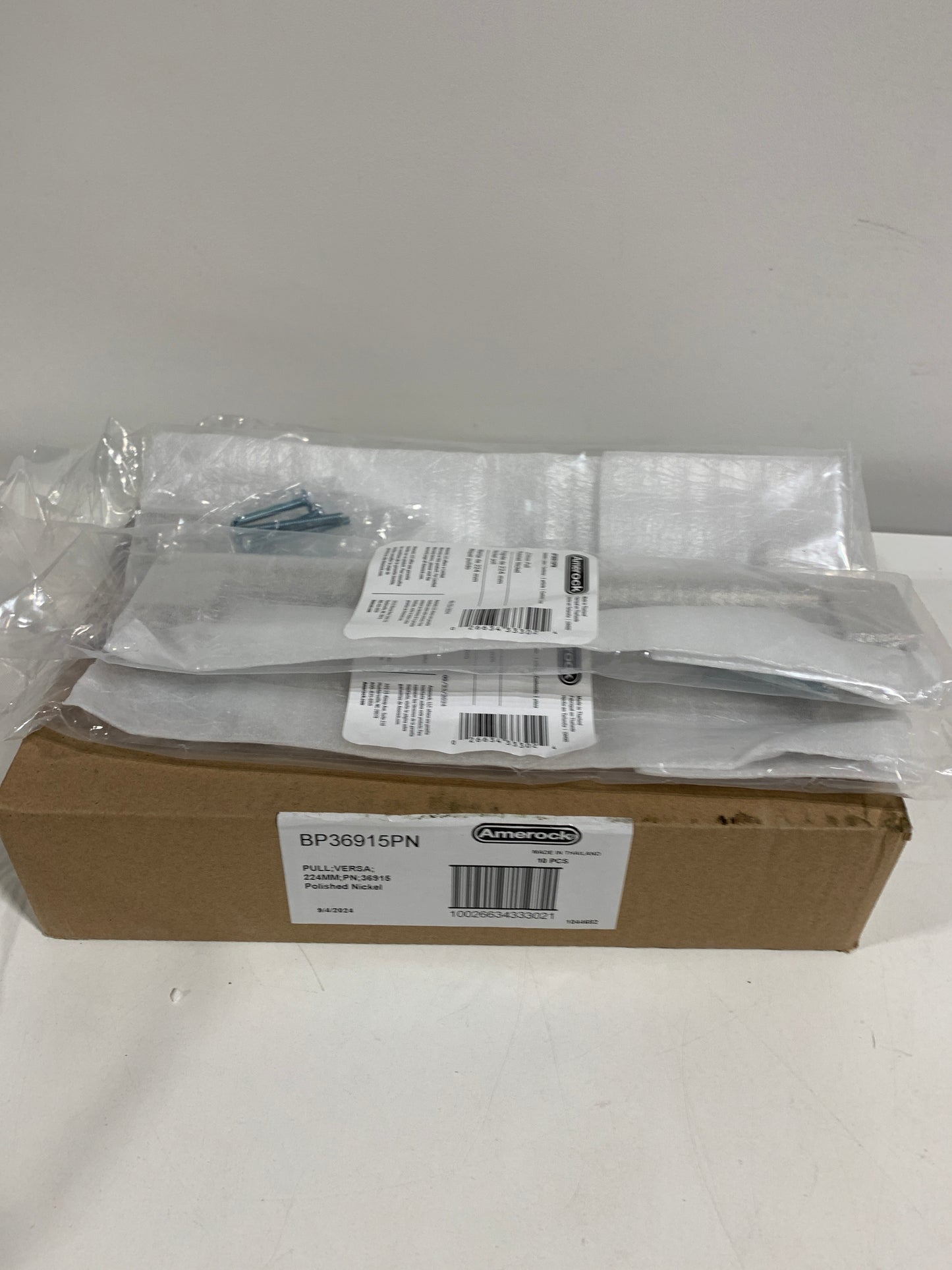 14 x Amerock BP36915 Versa 8-13/16 Inch Center to Center Handle Cabinet Pull Polished Nickel