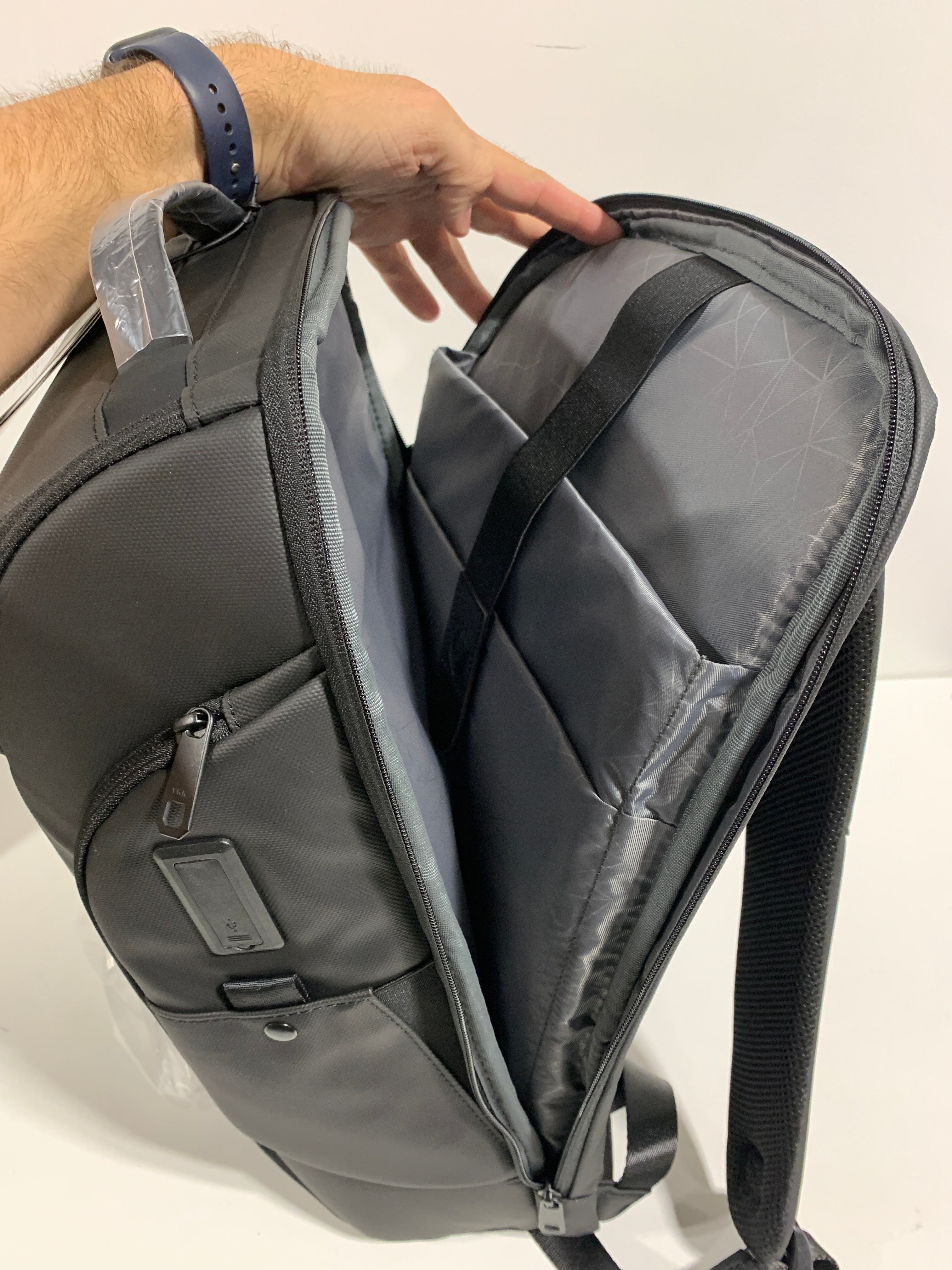 Traveler’s Choice Breenon 19’’ Laptop Backpack - *Clothing Shoes & Accessories