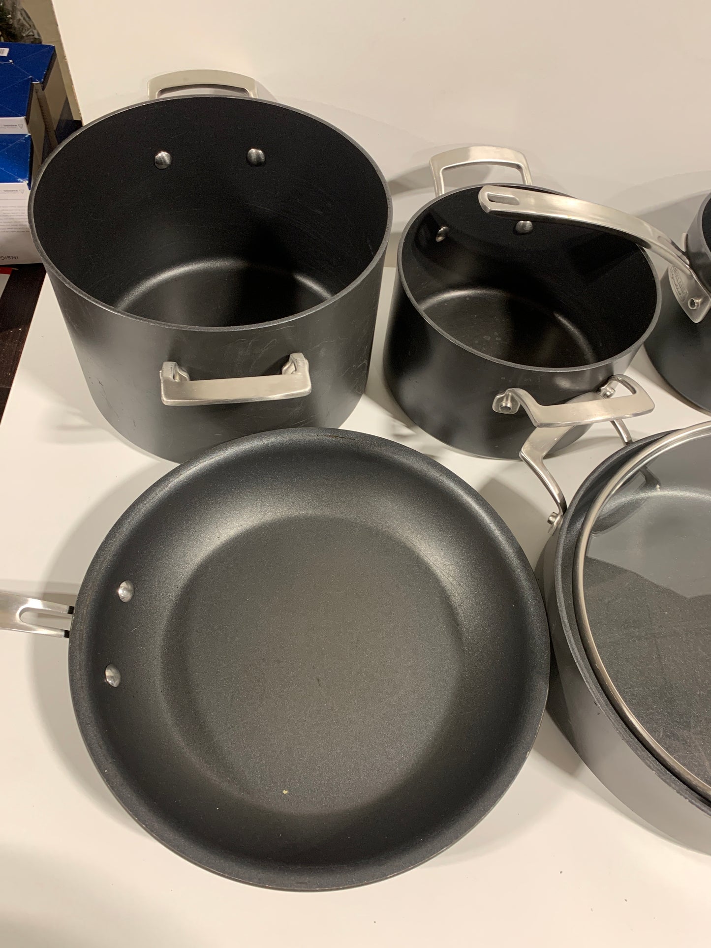 Used Kirkland Signature 12-piece Hard Anodized Cookware Set