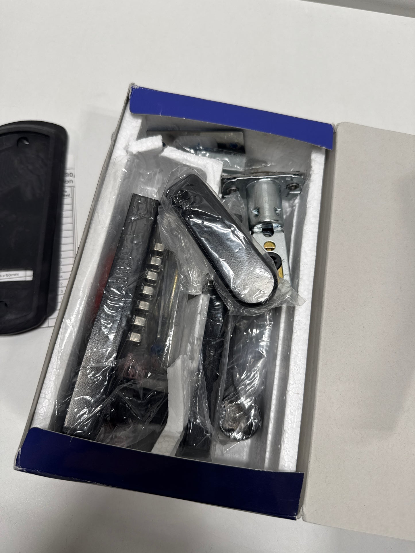 Lockey 3835JBMG Lockey 3835 3000 Series Keyless Entry Single Combination Mechanical Lever Set with Optional Passage Function