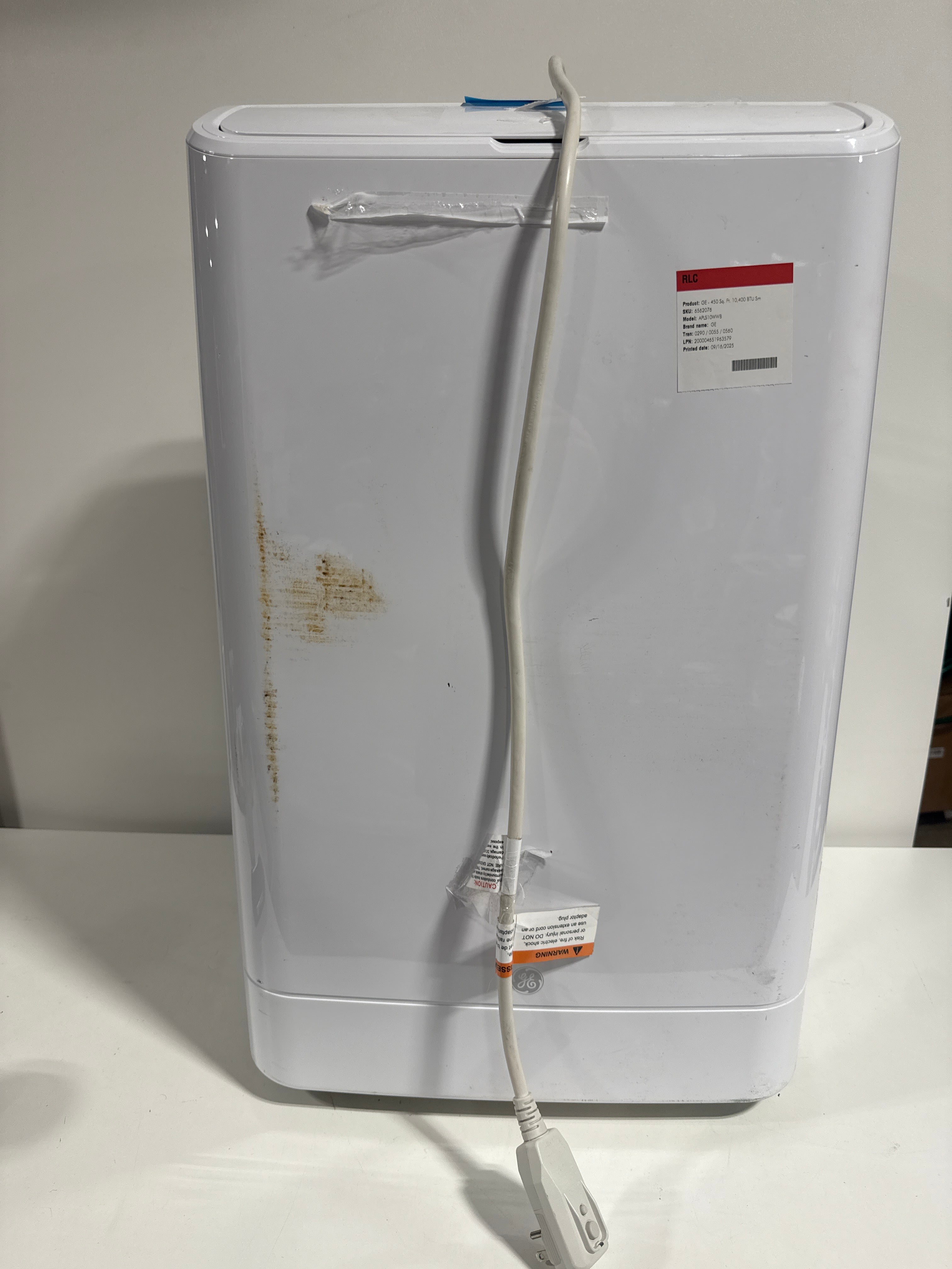 Used GE - 450 Sq. Ft. 10,400 BTU Smart Portable Air Conditioner - White - *Home Environment
