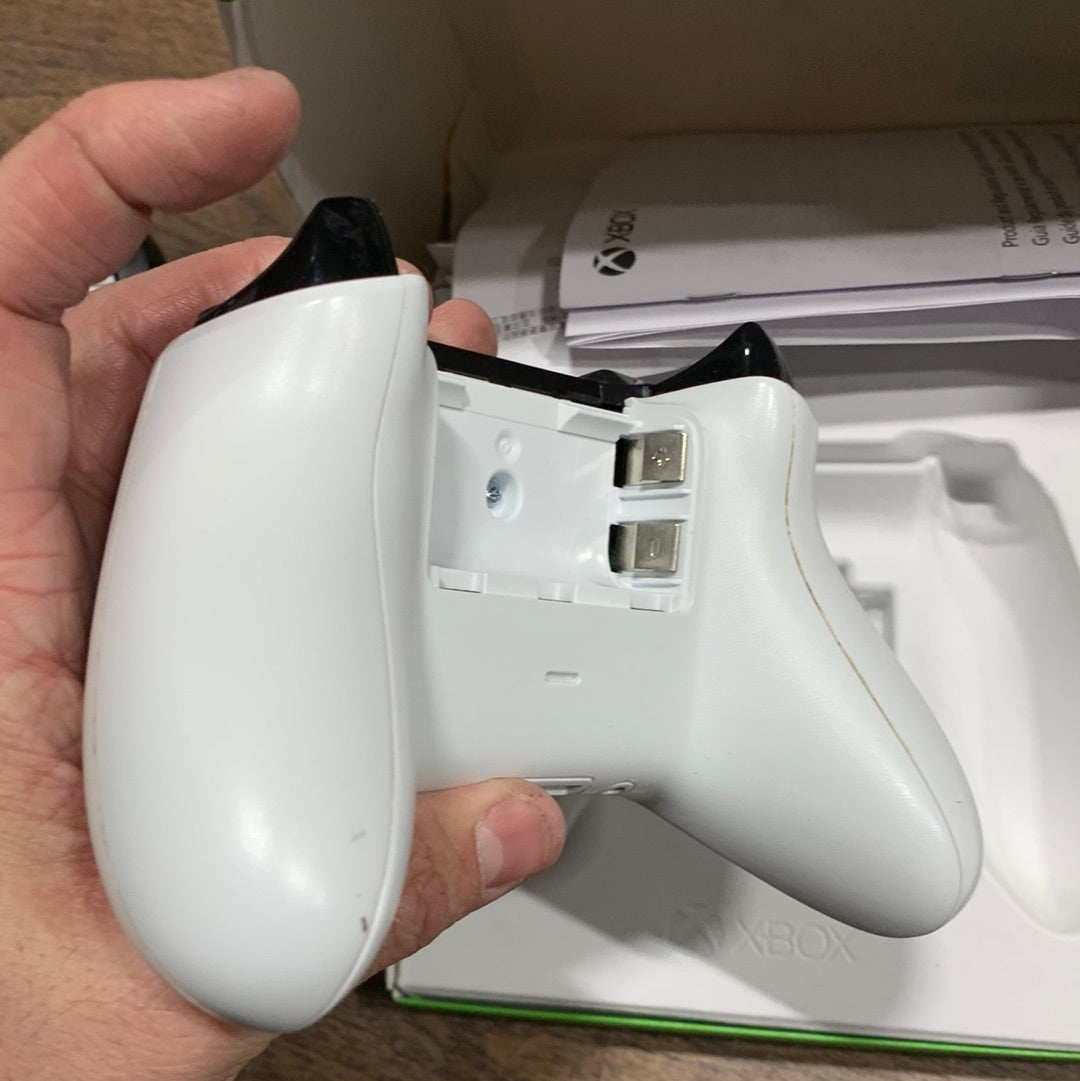 Used Xbox Series X|S Wireless Controller