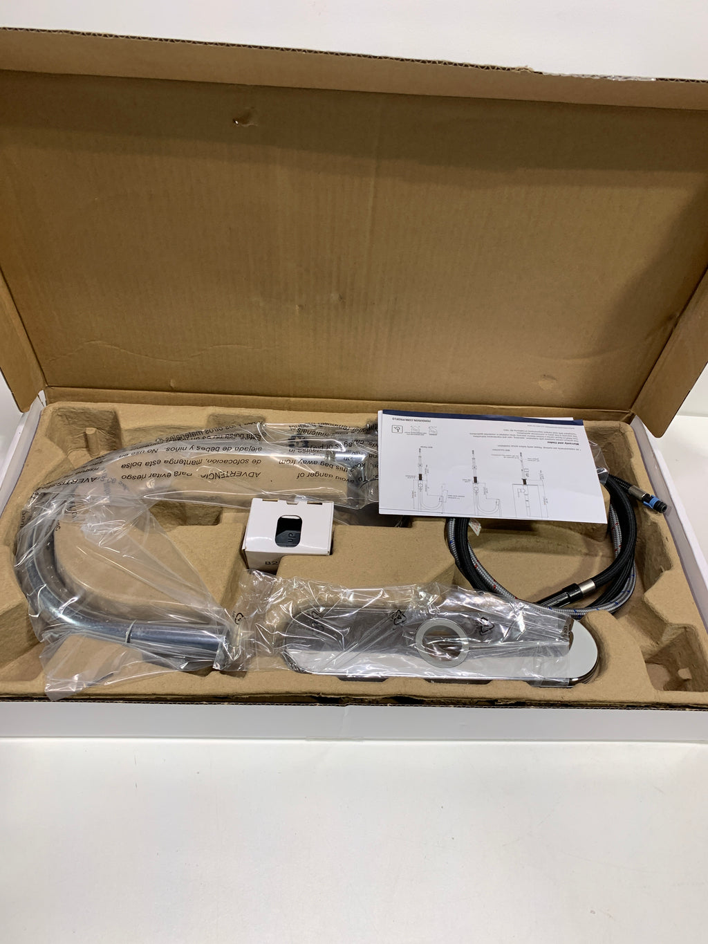 PROFLO PFXC4027 1.5 GPM Single Hole Pull Down Kitchen Faucet - Chrome - *Plumbing