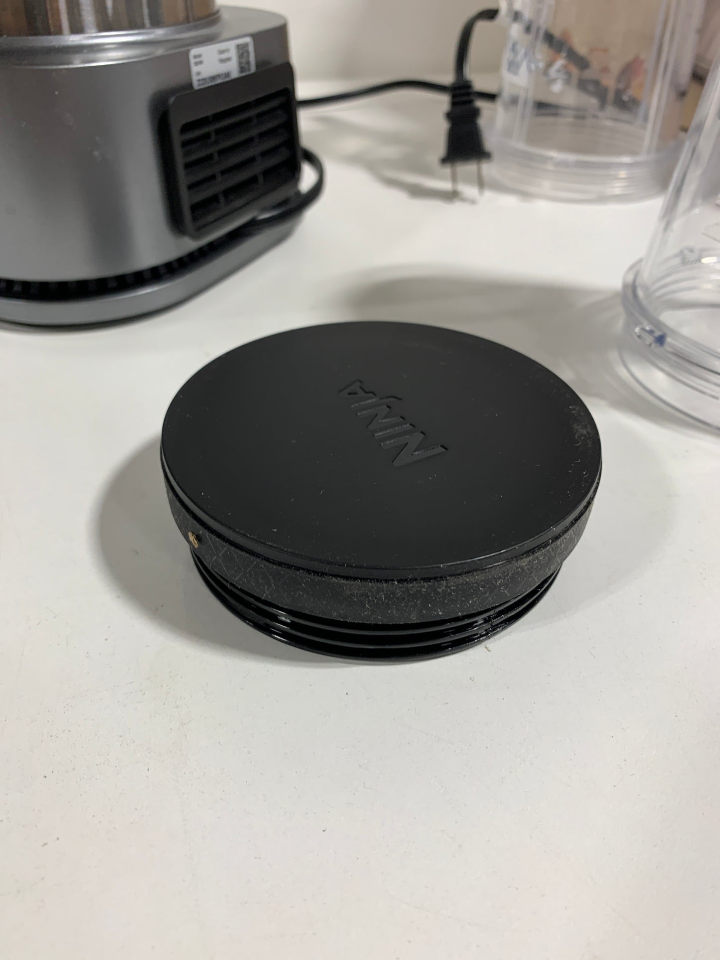 Used NINJA Foodi 24 Oz. 4-Speed Auto-iQ Stainless Steel Smoothie Bowl Maker and Nutrient Extractor Blender