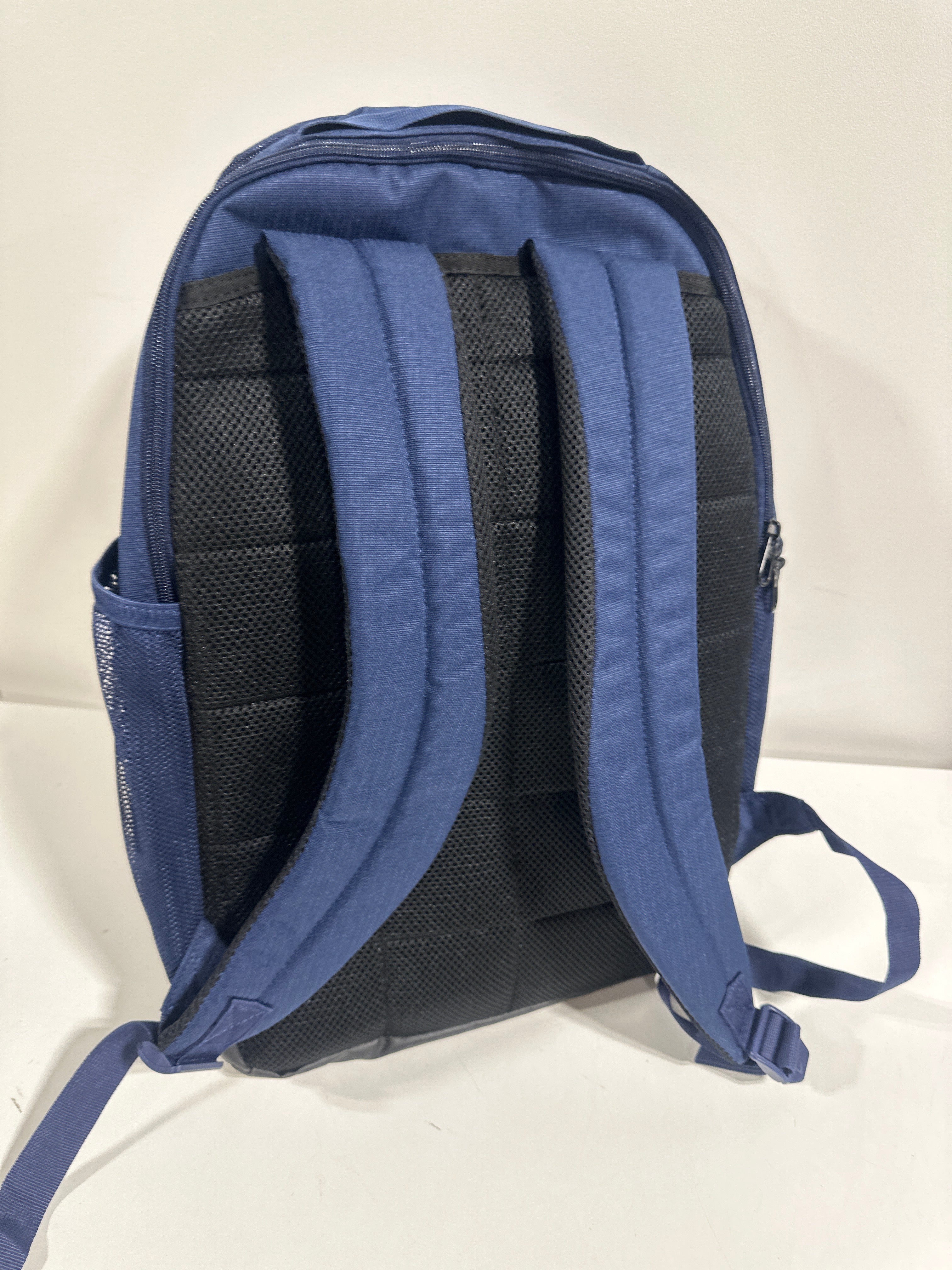 Nike Brasilia 9.5 Medium Backpack - *Clothing Shoes & Accessories