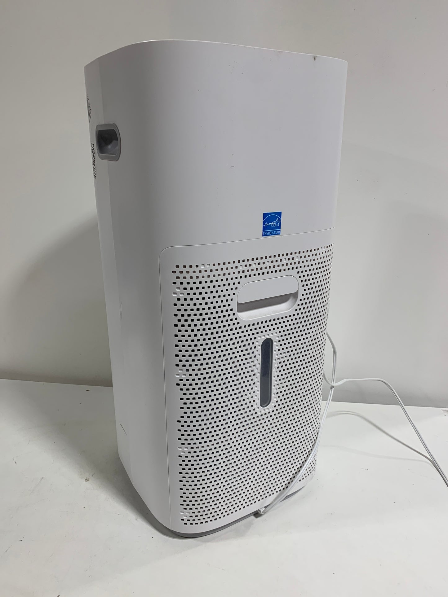 Used Insignia™ - 497 Sq. Ft. HEPA Air Purifier with ENERGY STAR Certification - White