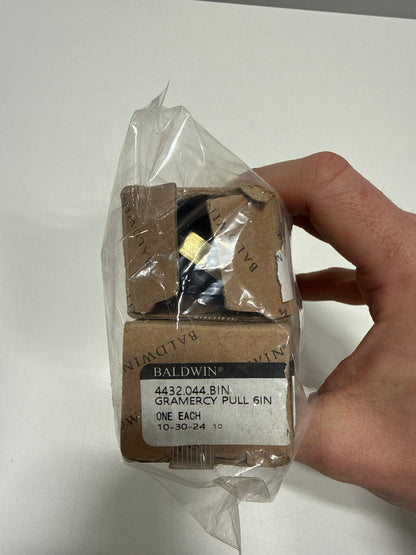 2 x Baldwin 4432.BIN Gramercy 6 Inch Center to Center Handle Cabinet Pull from The Estate Collection - Lifetime Satin Brass