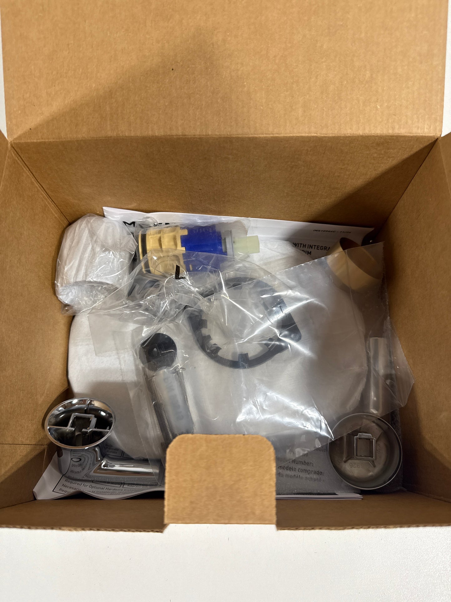 Moen UTS2611 M-Core 3-Series with Integrated Transfer Valve Trim