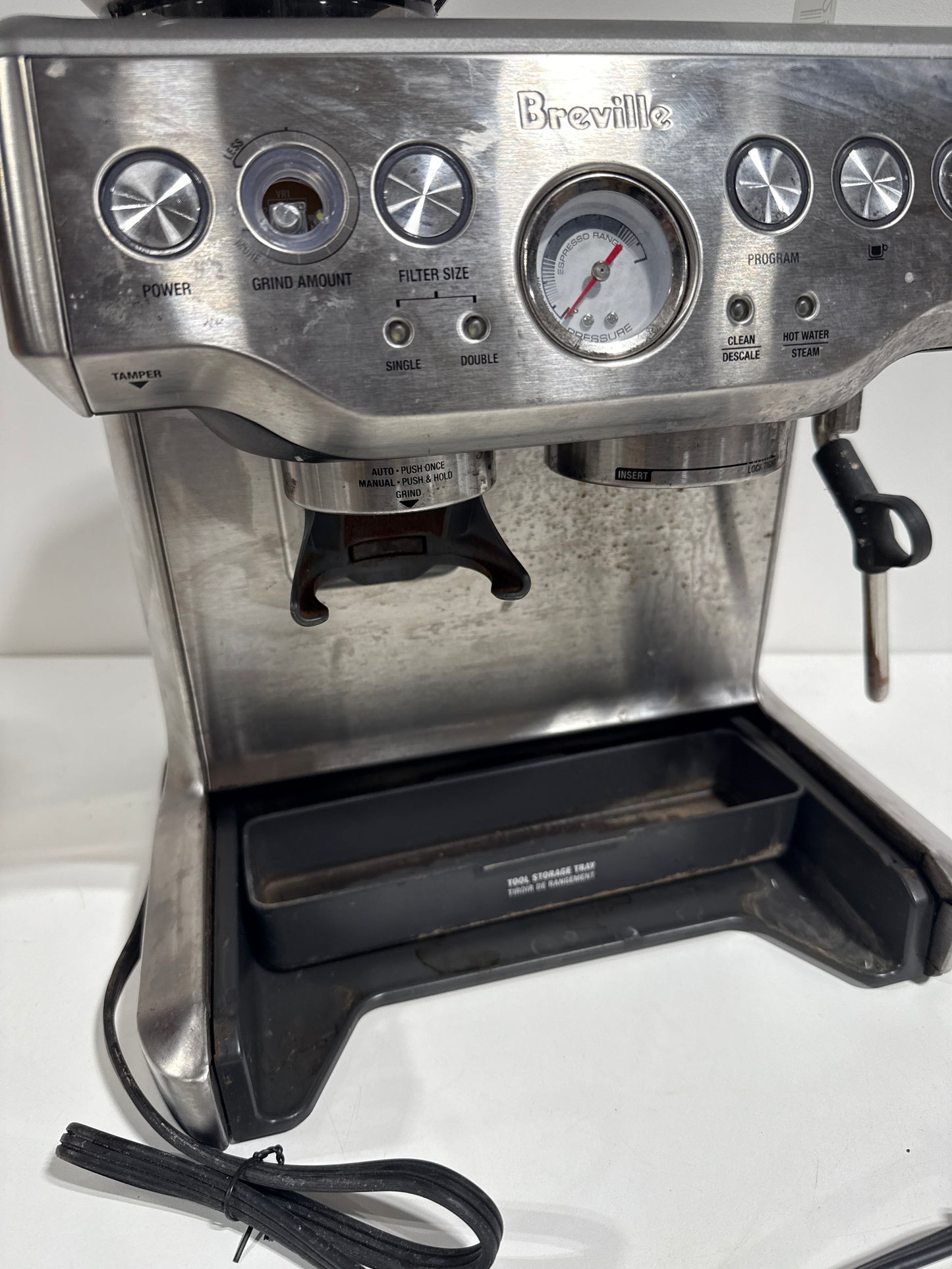 Used Breville Barista Express Espresso Machine (BES870XL) - Stainless Steel