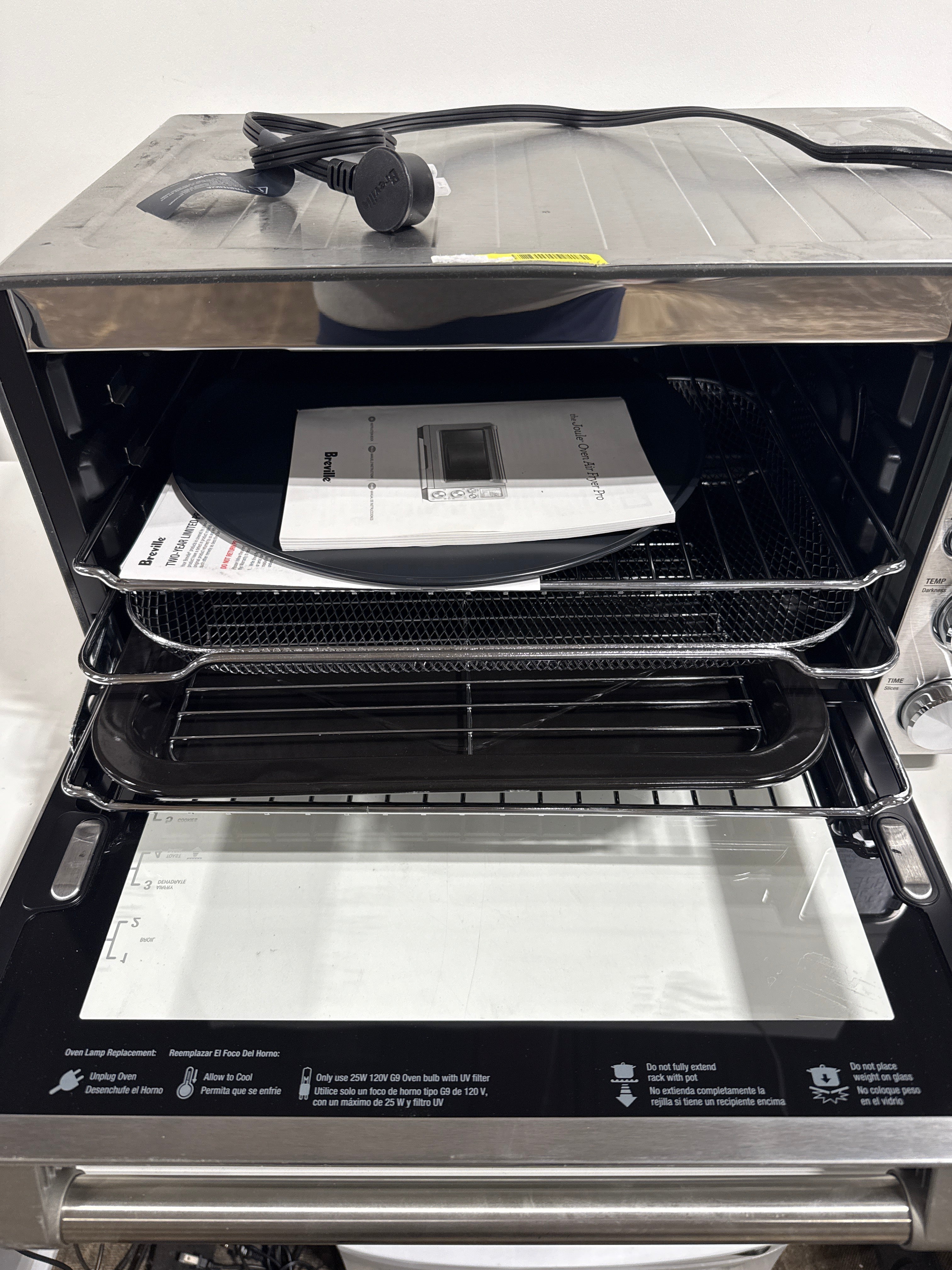 Scratch & Dent Breville the Smart Oven Air - *Kitchen Appliances