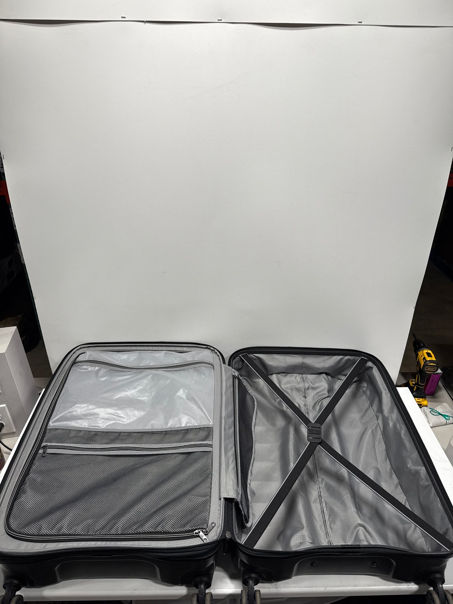 Used Samsonite Tech 2.0 2-piece Hardside Expandable Spinner Luggage Set
