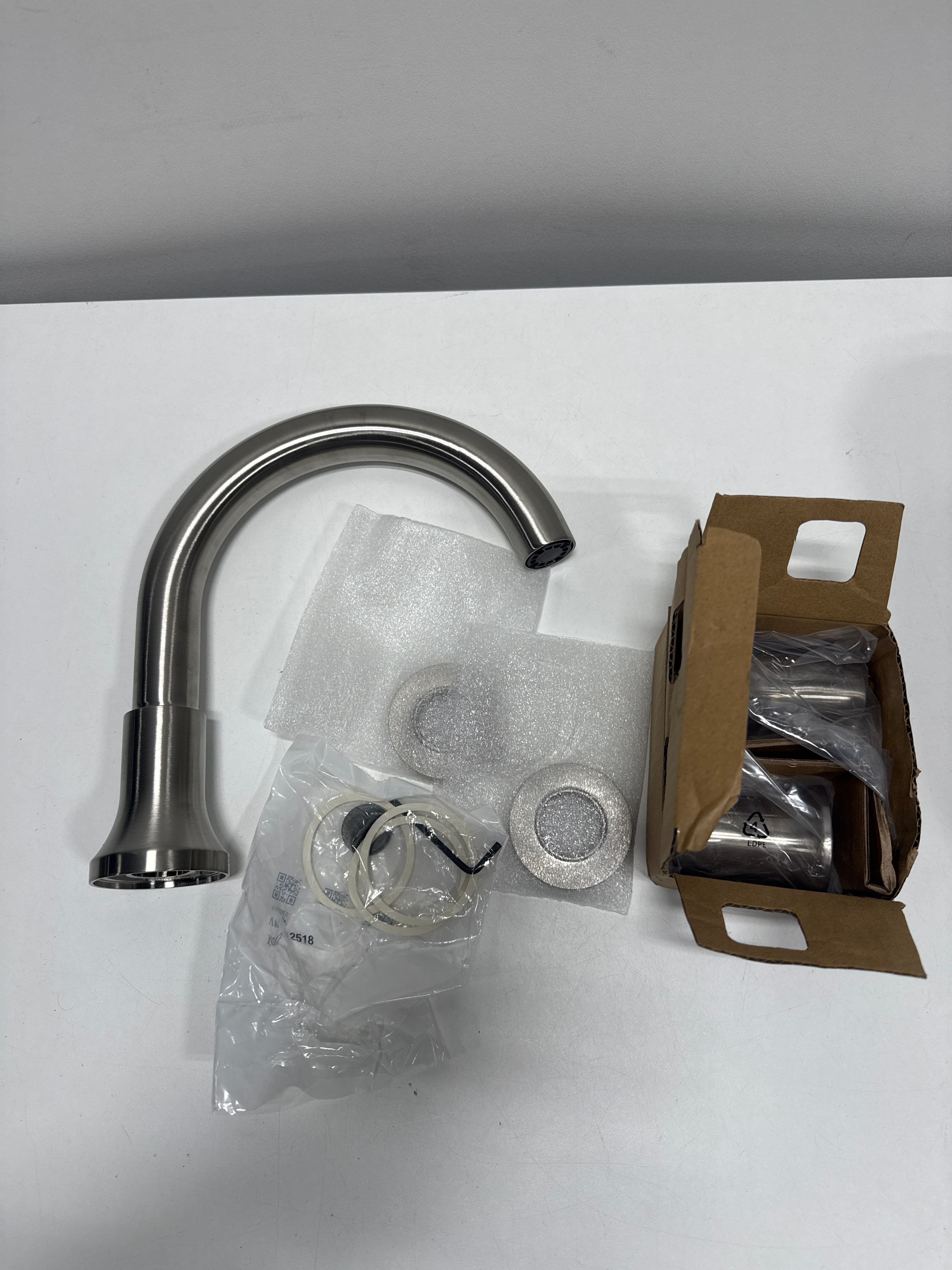 Scratch Delta Trinsic:T2759 Roman Tub Trim