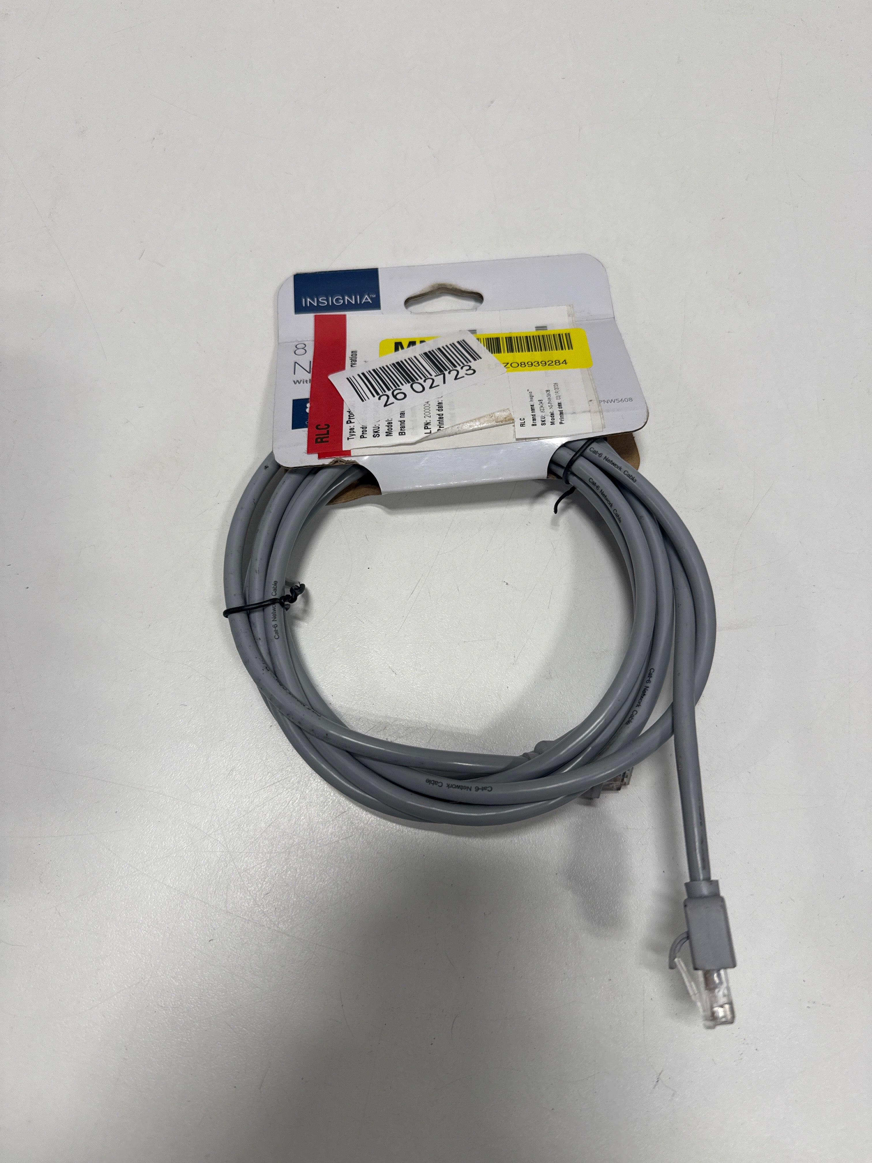 Insignia - 8' Cat-6 Ethernet Cable - Gray