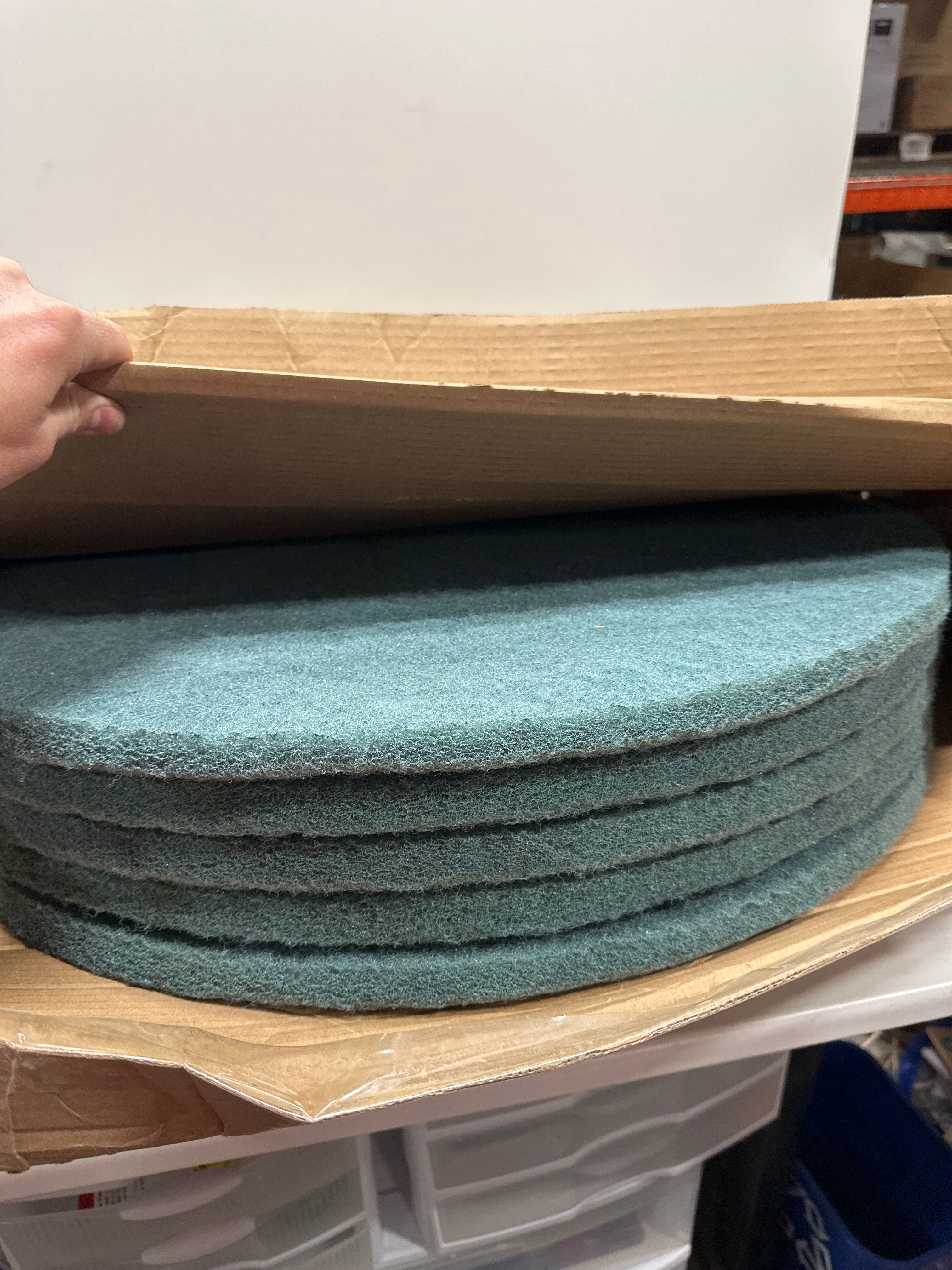 3M 3100 Aqua 27-Inch Burnish Pad (5 per Case) - *Commercial