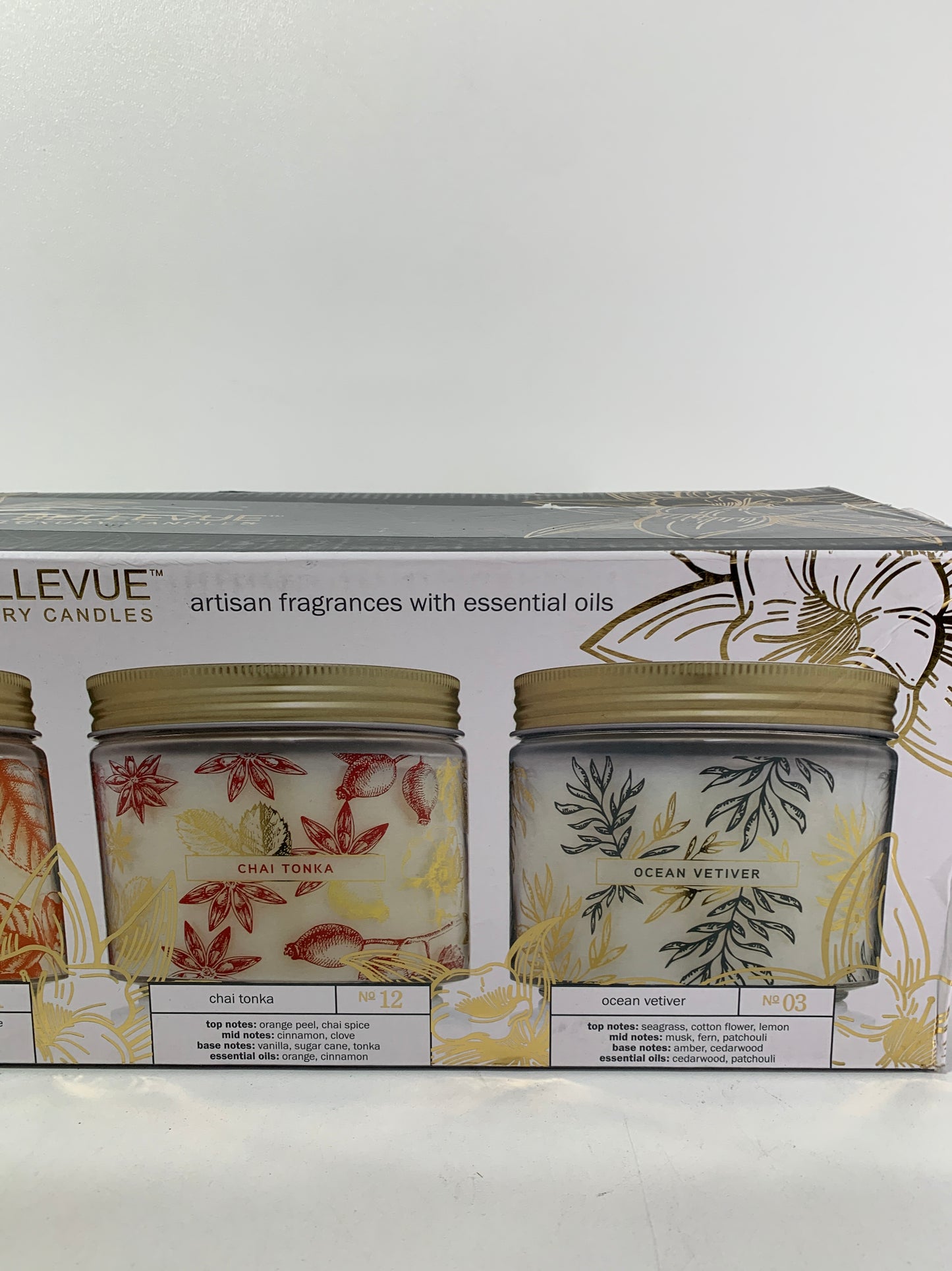 Bellevue Luxury Candles Artisan Fragrances W/ Essential Oils 4 Piece Set