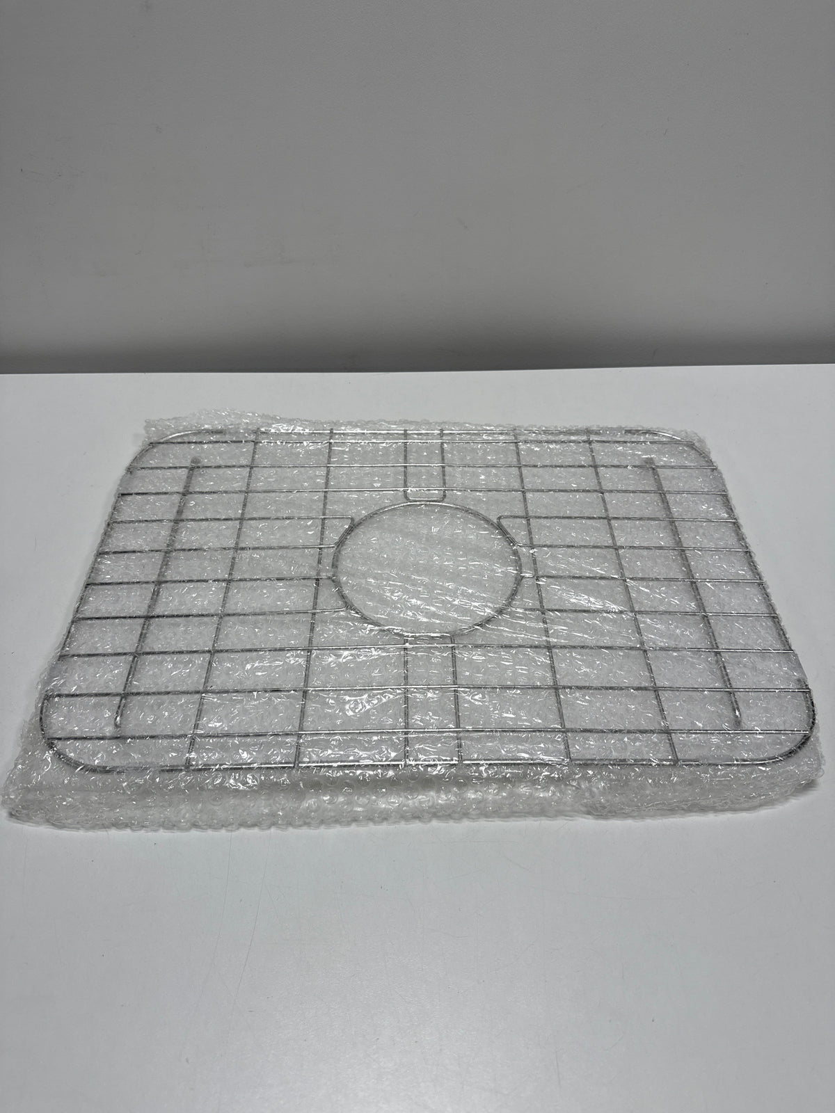 Swiss Madison SM-KS245-G 24x18 Kitchen Sink Grid