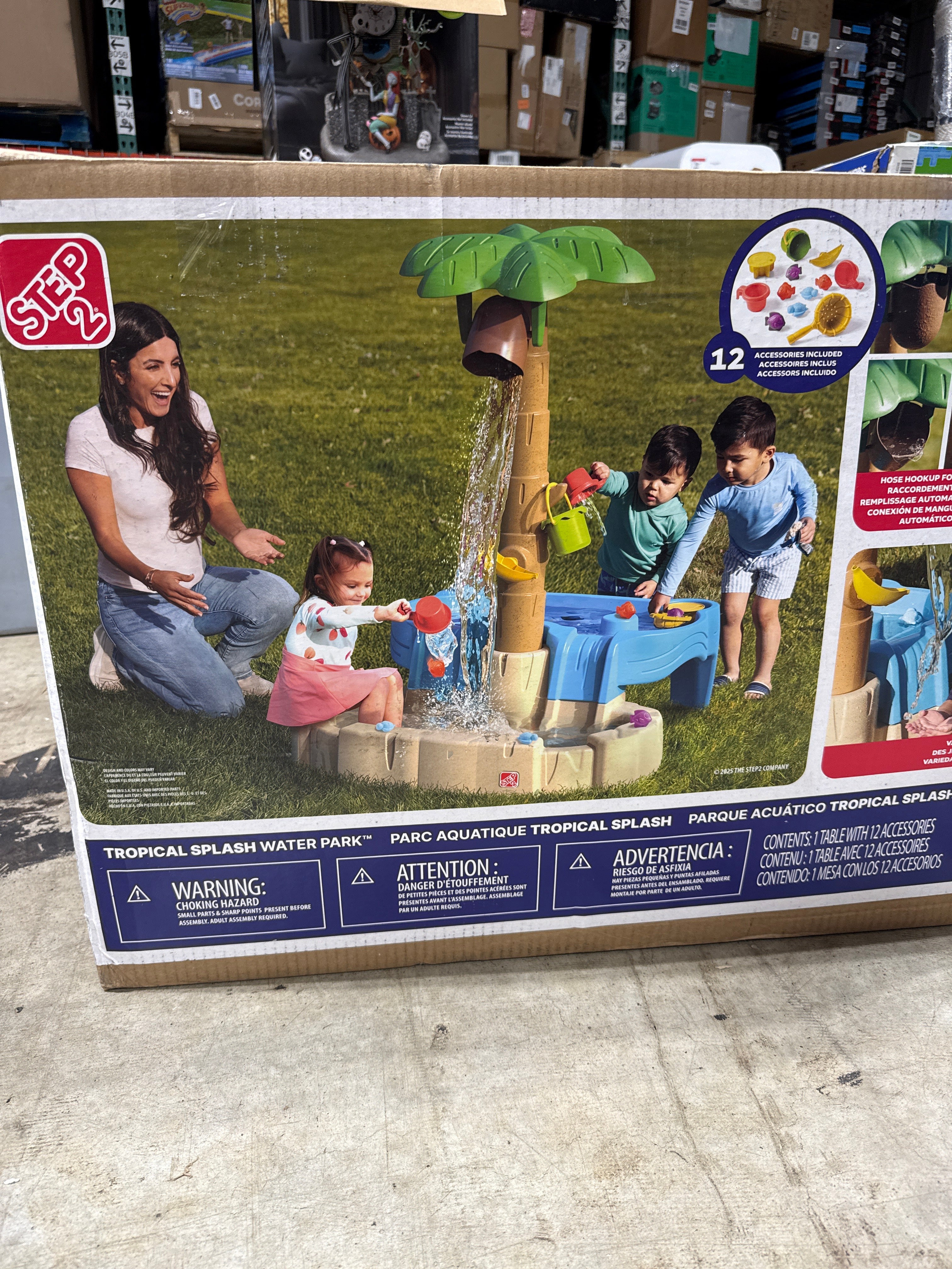 Step2 Tropical Splash Water Park Auto Filling and Spilling Coconut Play Set