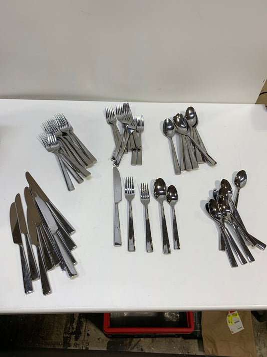 Used Gourmet Settings Luxe 55 Piece Forged Stainless Steel Flatware