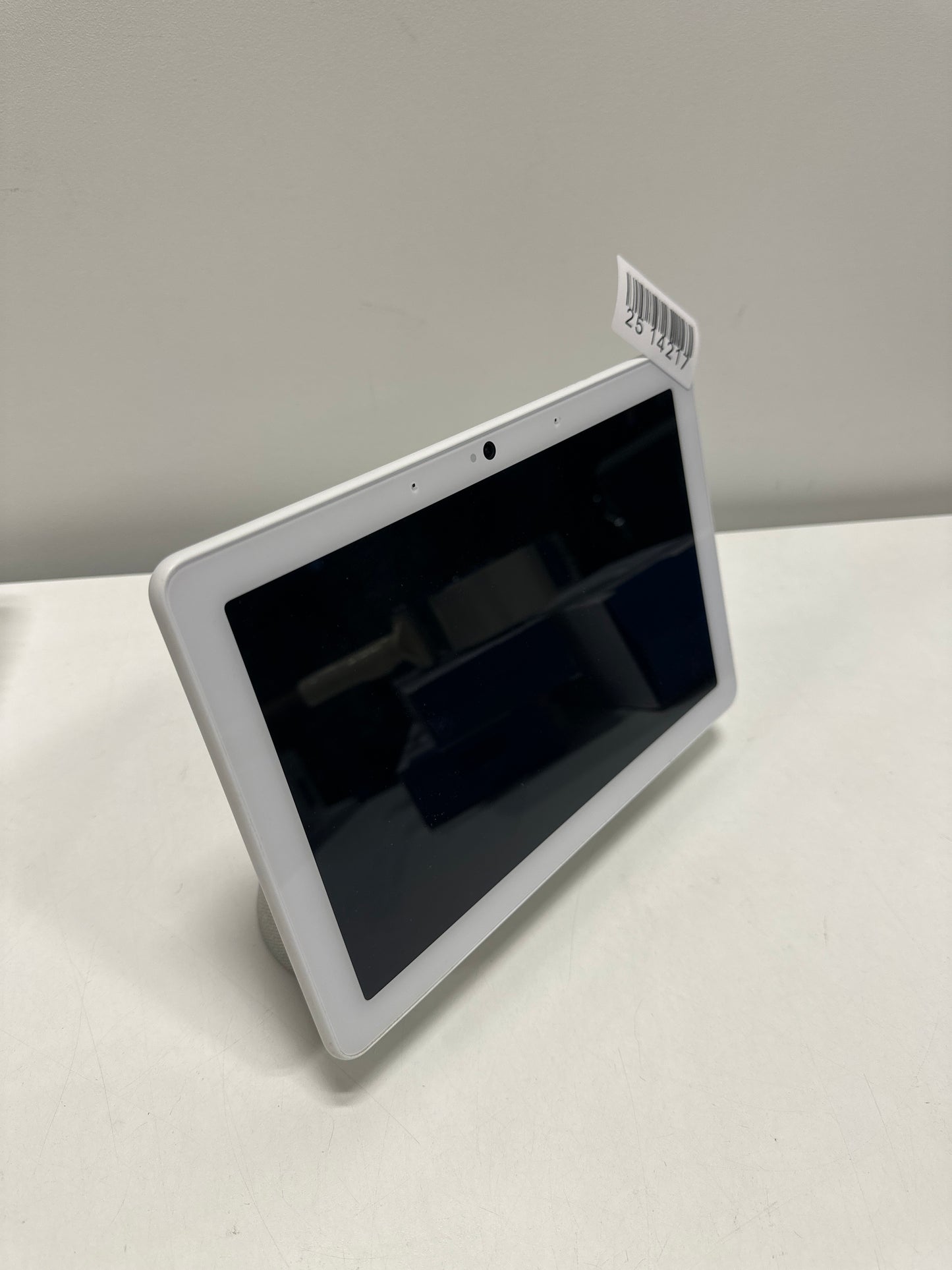 Used - Nest Hub Max - 10" Smart Home Display with Google Assistant - Chalk