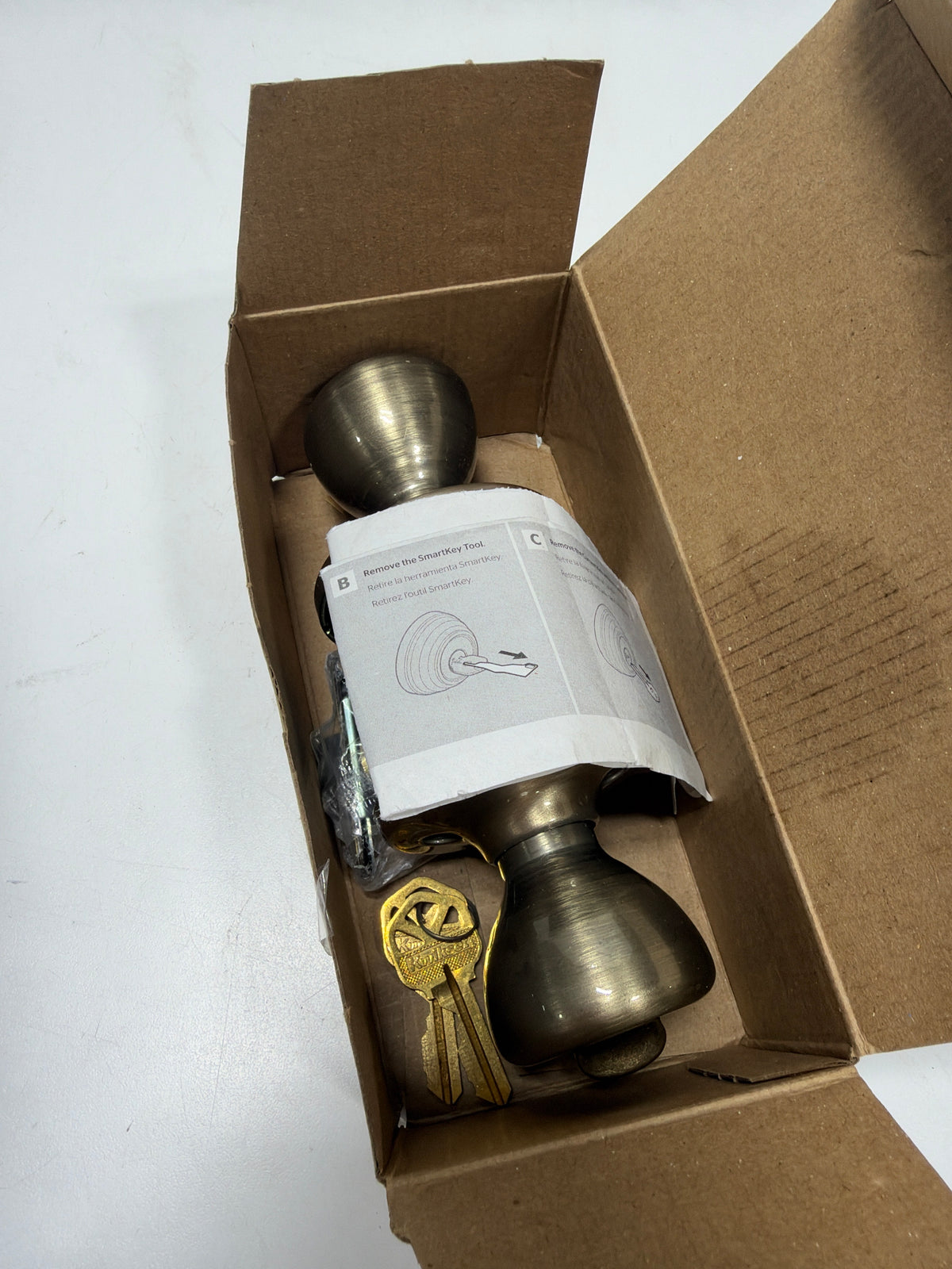 Kwikset Tylo Single Cylinder Keyed Entry Knobset with SmartKey Cylinder - Antique Brass - 400T-5SV1