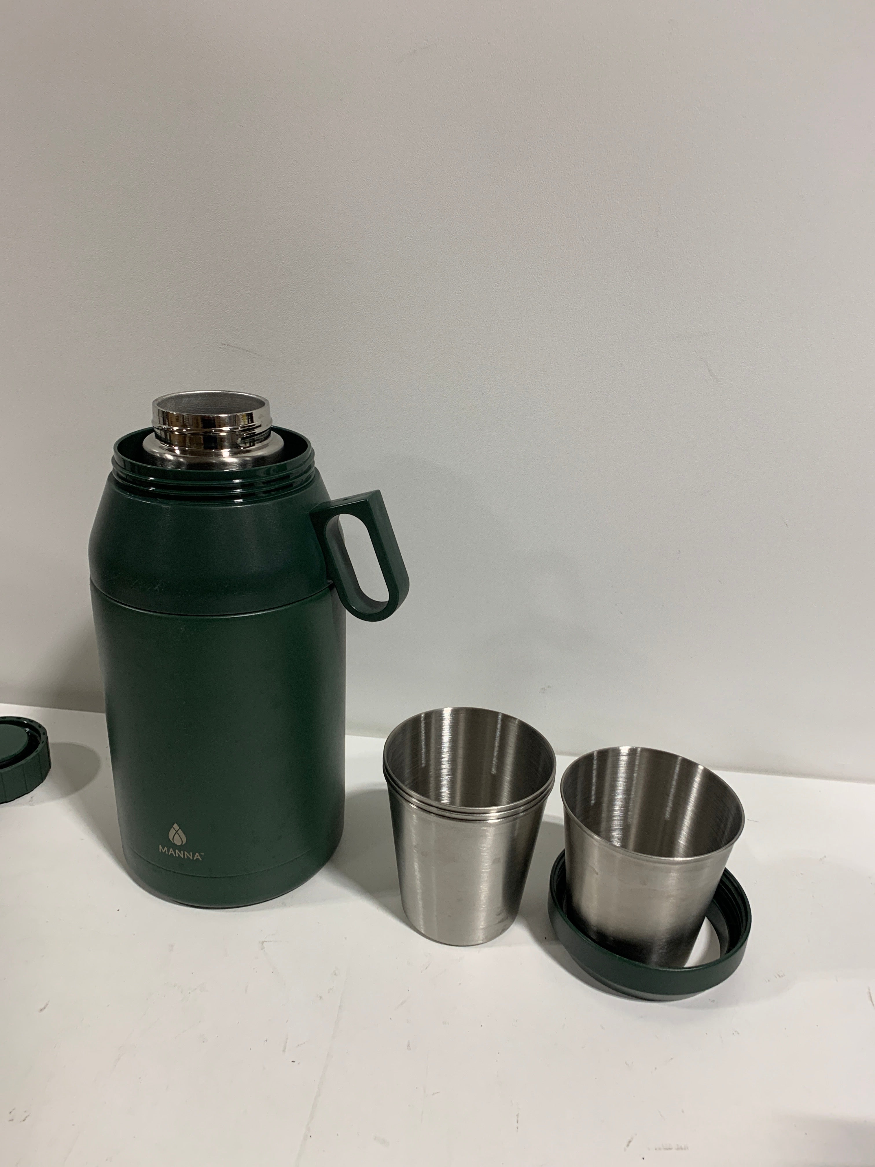 Used Core Home 64oz double walled stainless jug with lid & 4 cups - *Outdoor Recreation