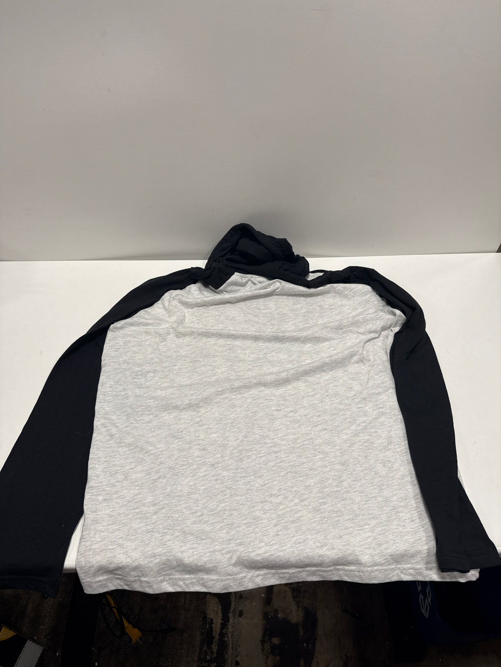 MLB San Francisco Giants Men's Ash Hooded Long Sleeve T-Shirt - L