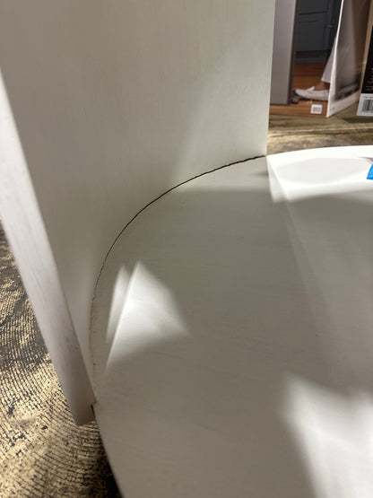 Damage Flexsteel Melody 35” Round Coffee Table