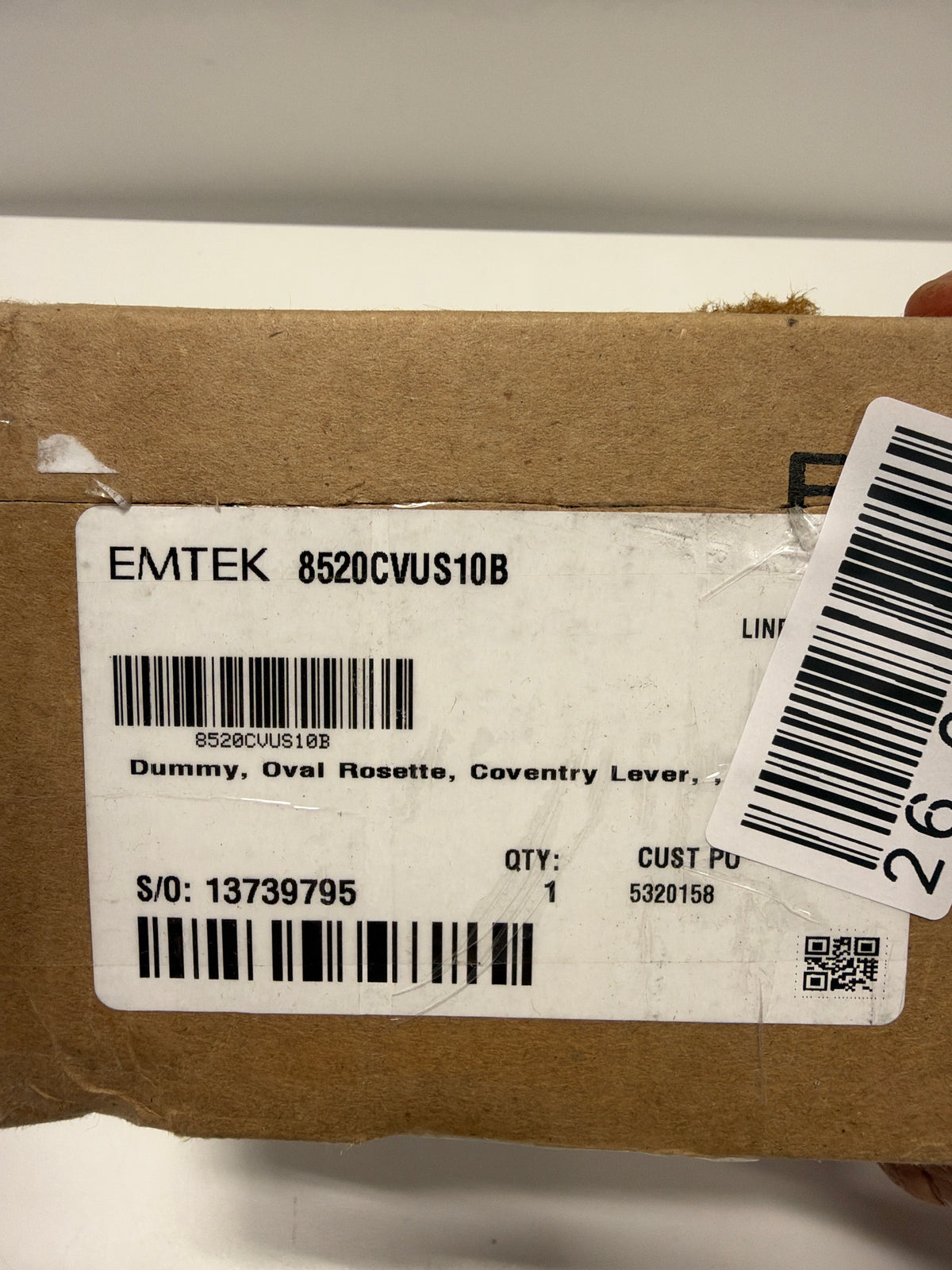 Emtek Coventry Brass Lever Handle with Oval Rosette 8520CVUS10B