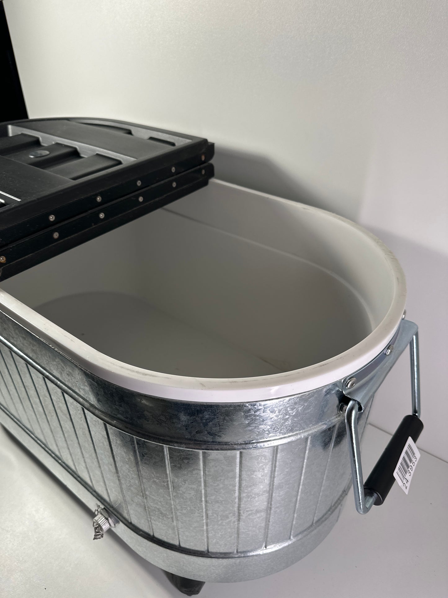 See desc Permasteel 80 Quart Portable Cooler in Galvanized Steel