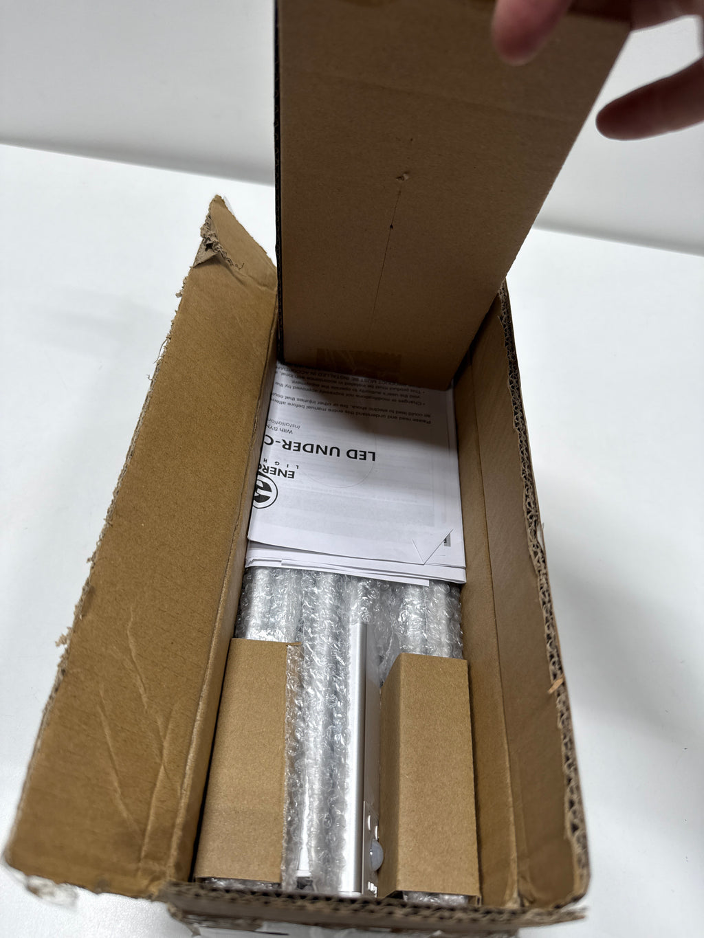6 x Rechargeable Energetic 12" LED Wireless Undercabinet Lights