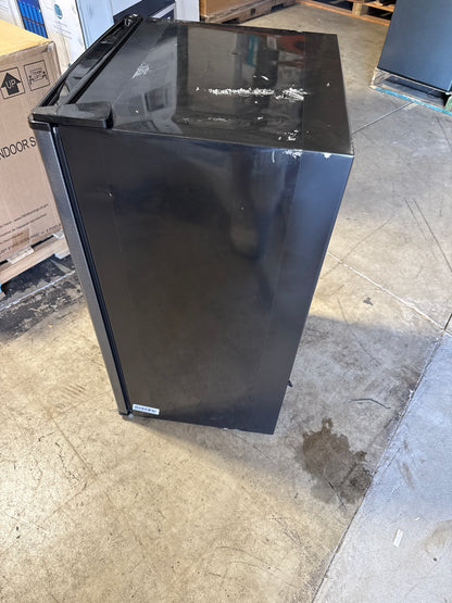 Used Midea 3.3 cu.ft Single Door Compact Mini Refrigerator