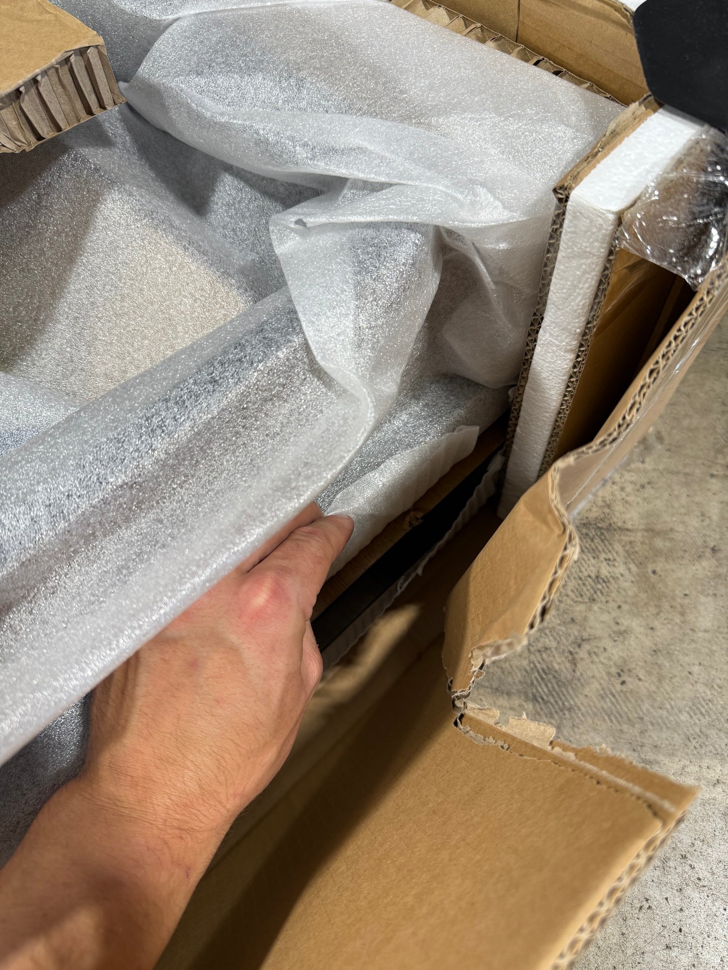 See Desc Zealand 60” Writing Desk