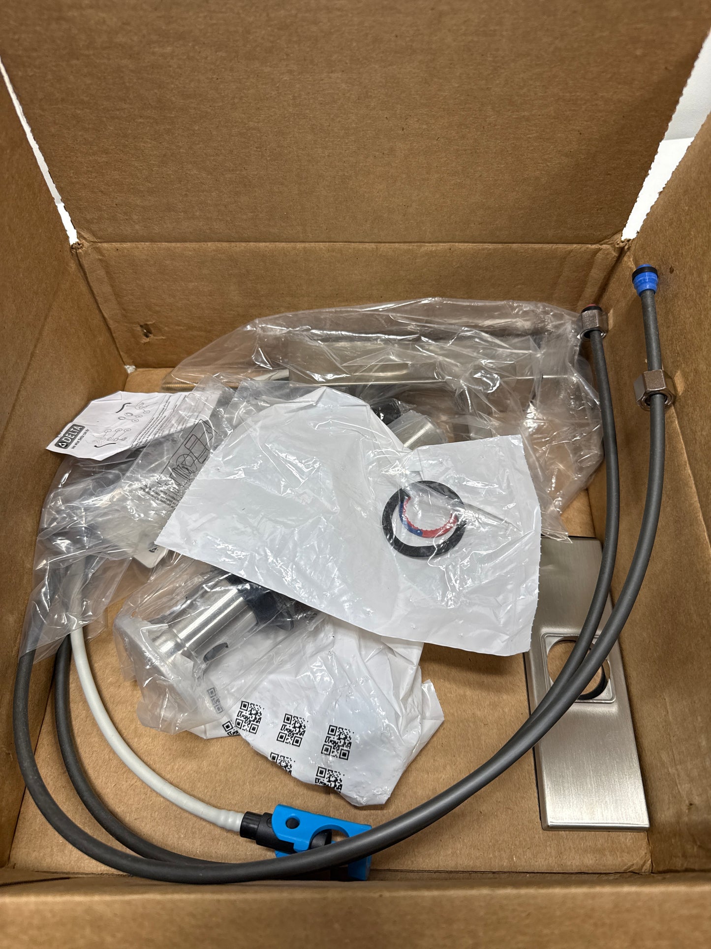 Delta 537-Mpu-Dst Velum 1.2 GPM Single Hole Bathroom Faucet - Brilliance Stainless