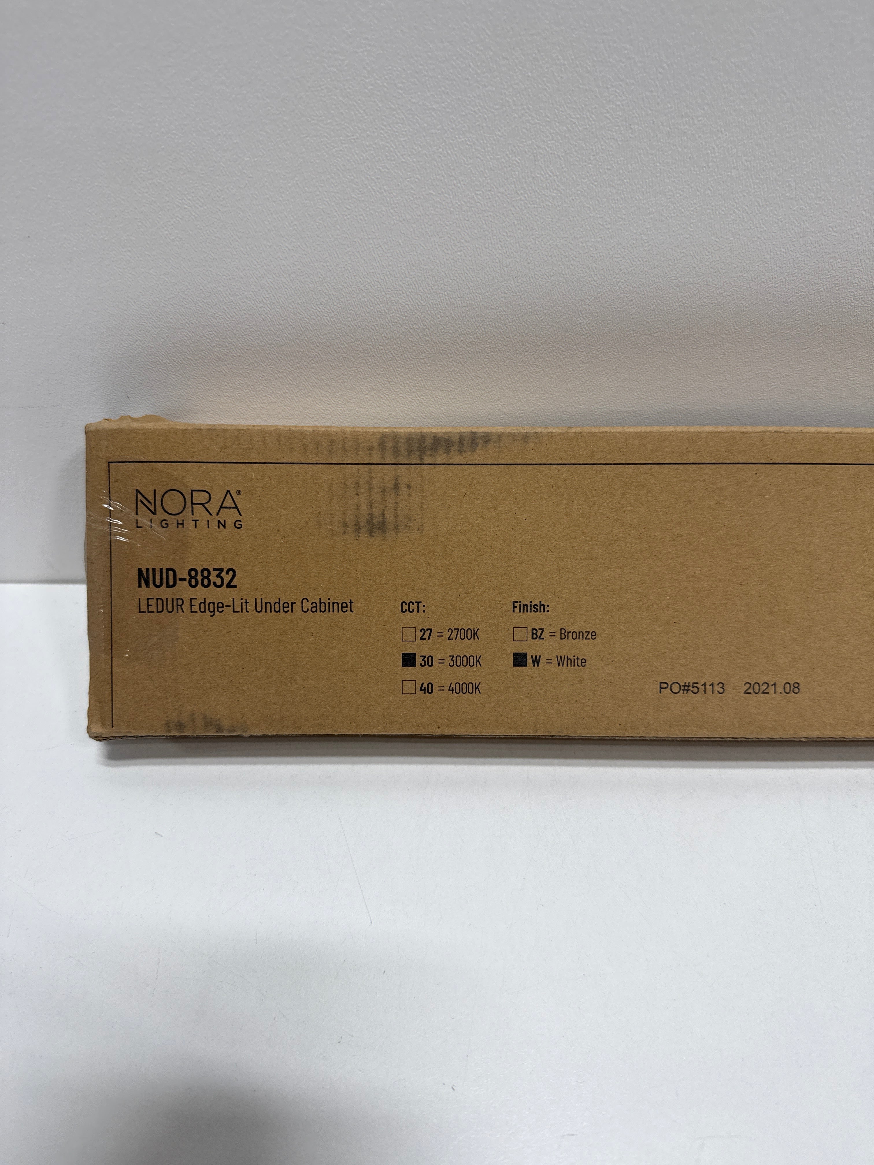 Nora Lighting NUD-8832/30WH Undercabinet LED Light Fixture, 16-Watt 120-Volt, 3000K, 32-Inch, White