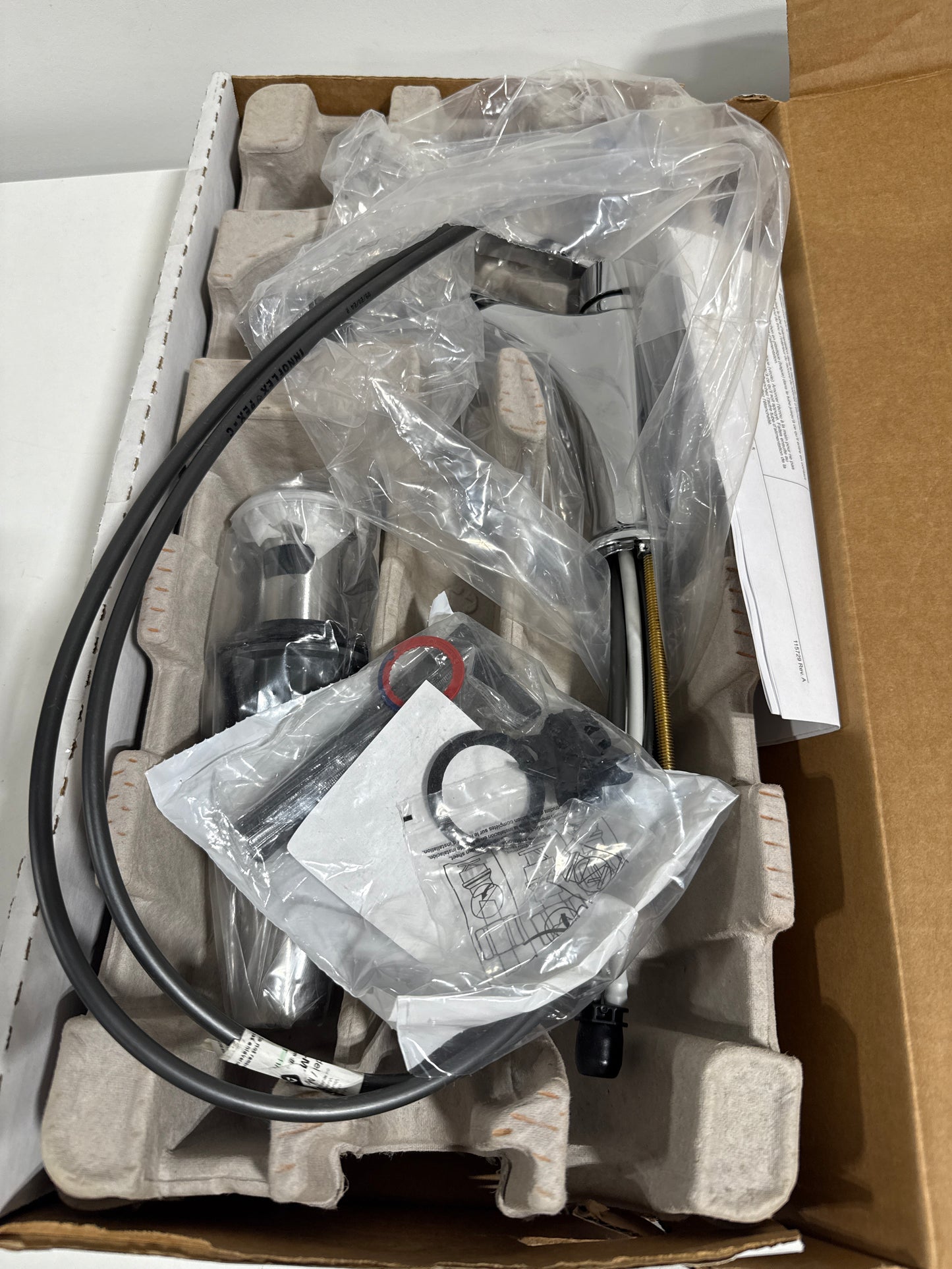 Delta 556-MPU-DST Dorval 1.2 GPM Single Hole Bathroom Faucet with Lever Handle and Push Pop-up Drain Assembly Chrome