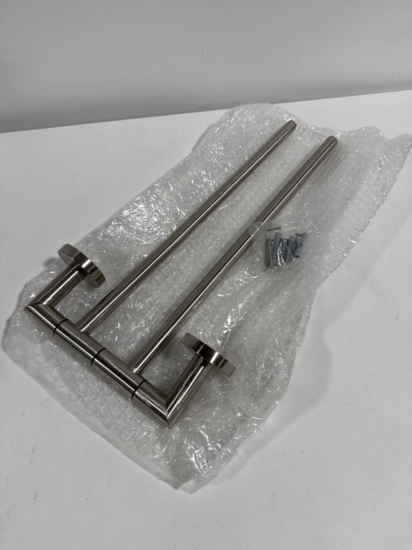 ICO Bath V6345 Volkano Summit 16-5/8" Towel Bar - Brushed Nickel