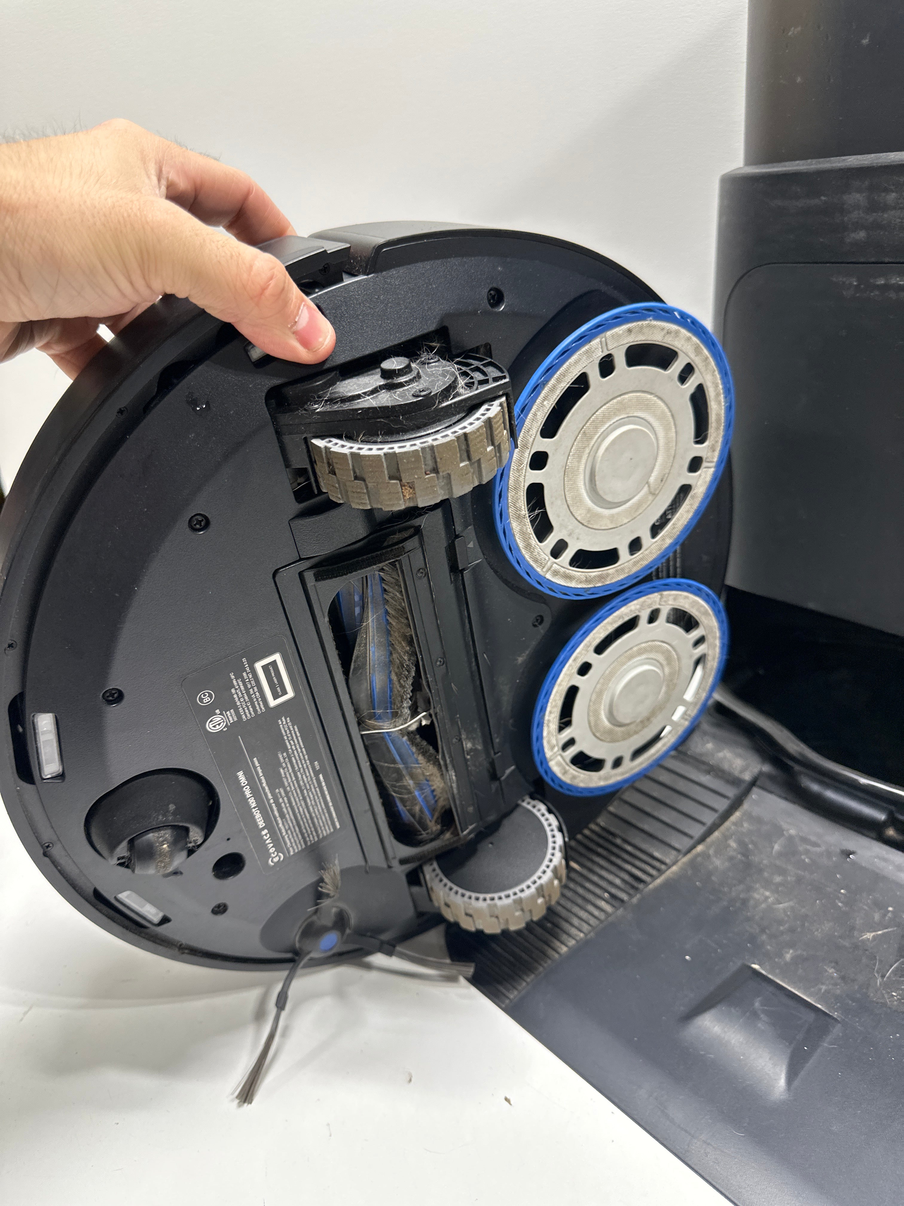 Used ECOVACS DEEBOT N30 PRO OMNI Robot Vacuum and Mop (10000Pa Suction) 140F Hot Water Mop Washing, Hot Air-Drying, Self-Emptying, Auto-lift Mopping