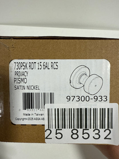 Kwikset Pismo Privacy Door Knobset with Round Rose - Satin Nickel - 730PSKRDT-15