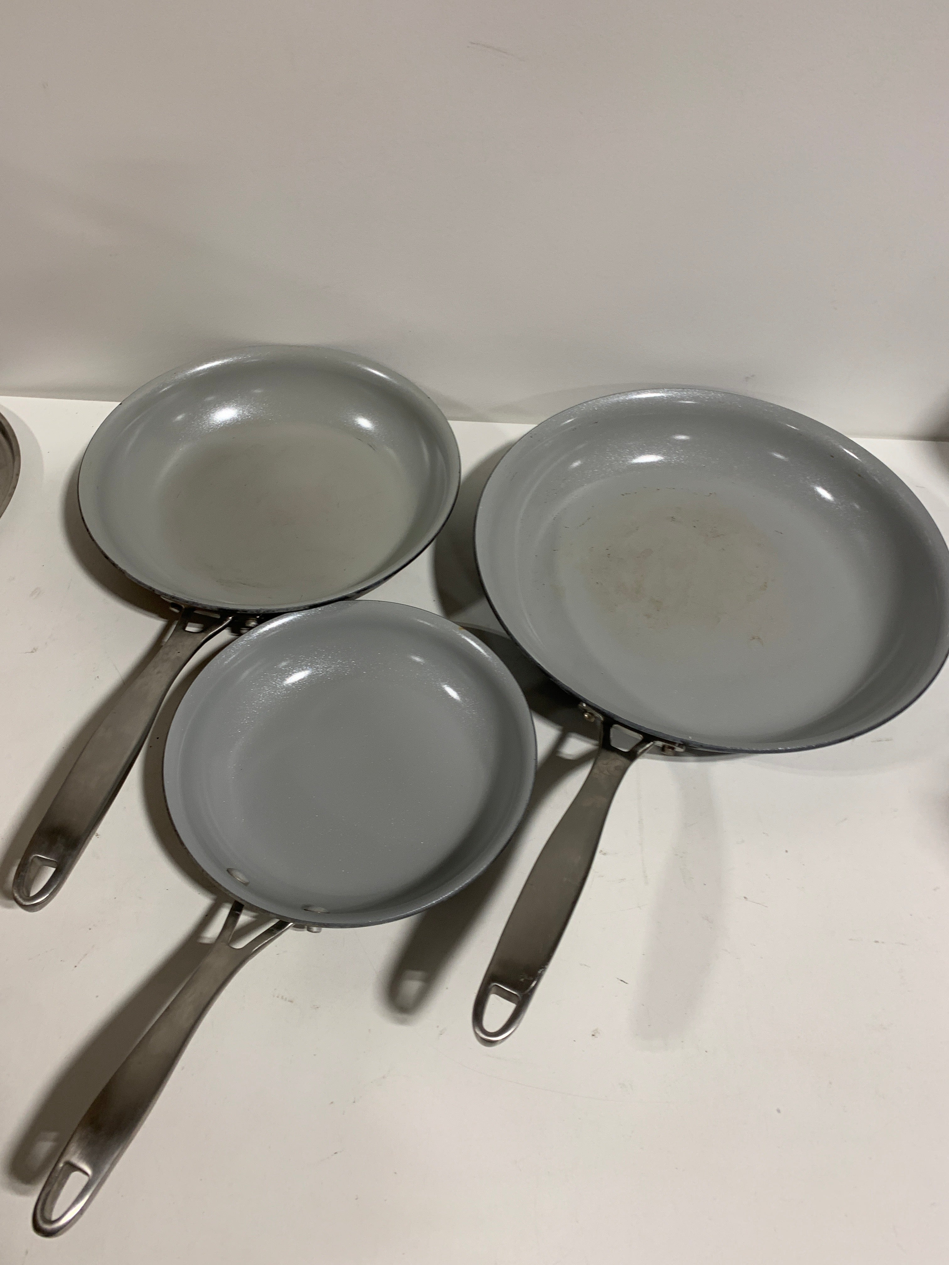 Used Tramontina 3-pack Hard Anodized Aluminum Ceramic Nonstick Fry Pan Set - *Kitchen & Dining