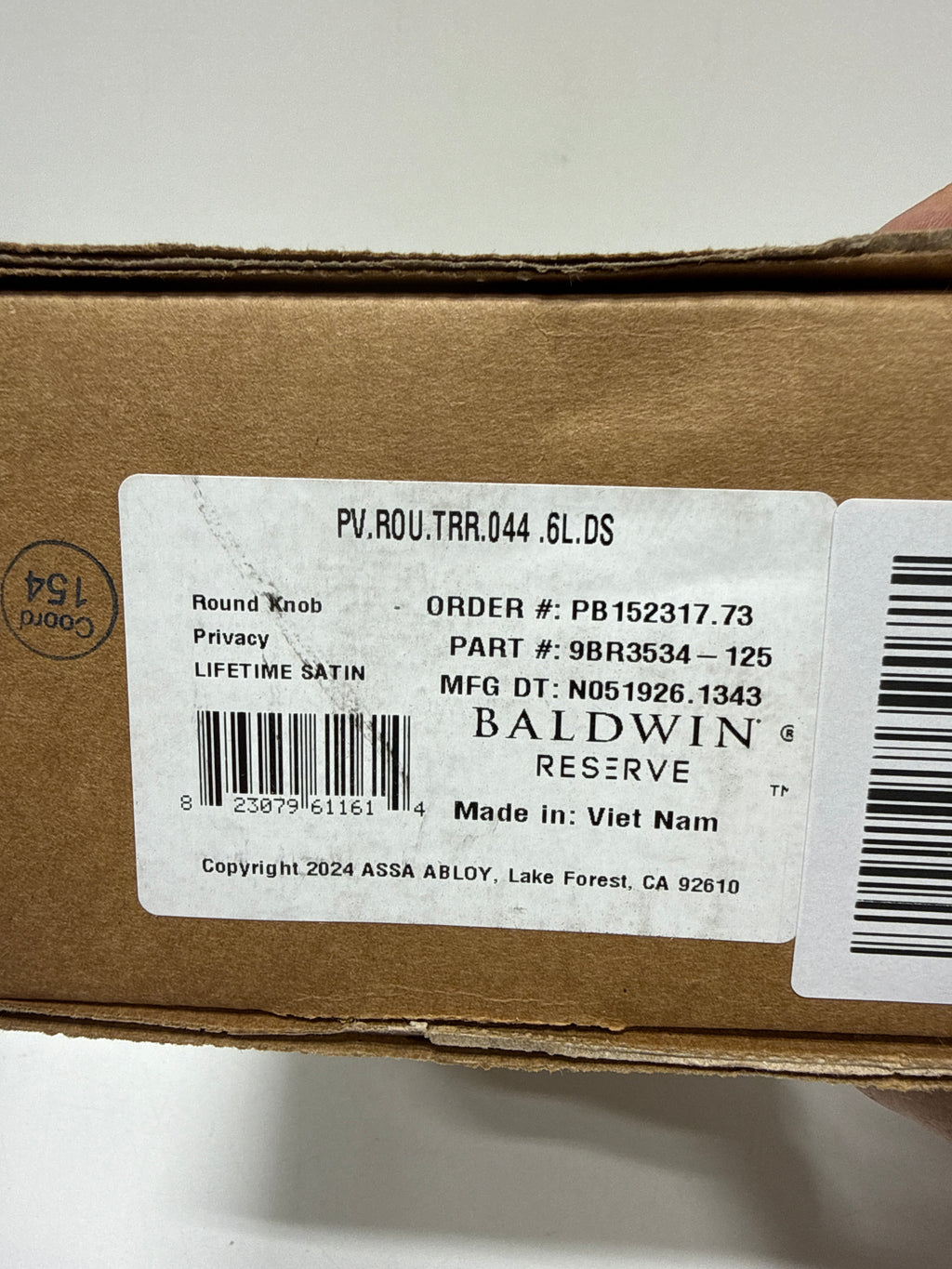 Scratch Baldwin PV.ROU.TRR Round Privacy Door Knob with Round Rose Lifetime Satin Brass